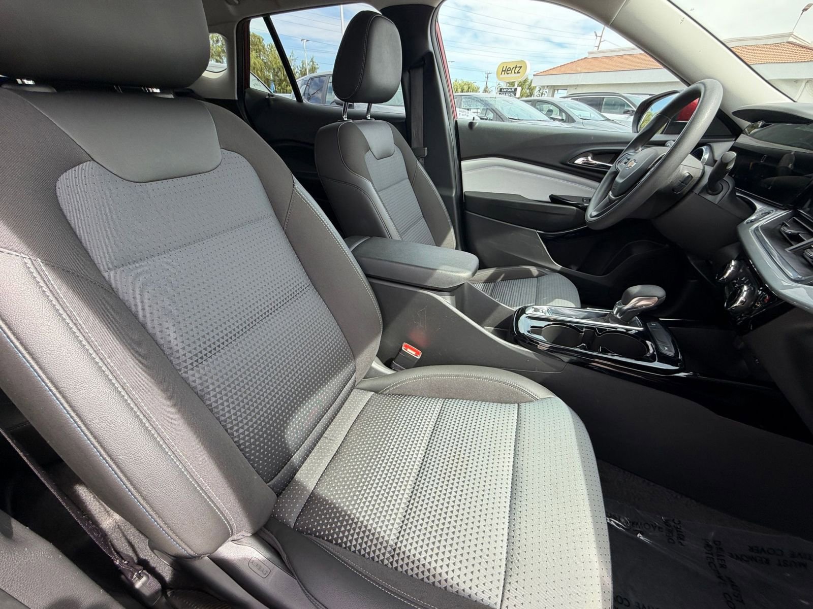 Thumbnail: 2025 Chevrolet Trax - 35