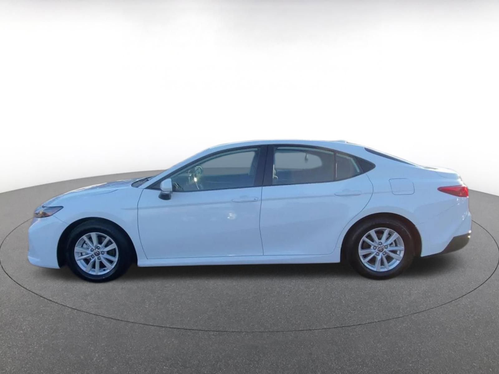 Thumbnail: 2025 Toyota Camry - 9