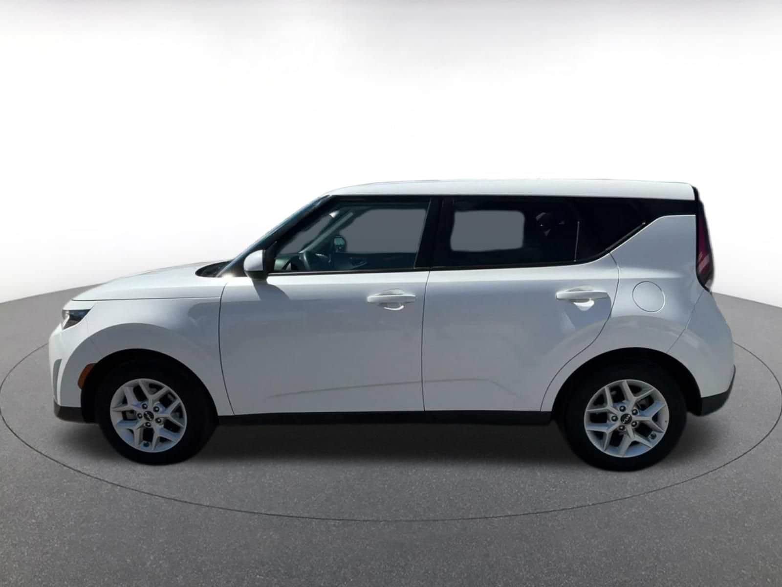 Thumbnail: 2025 Kia Soul - 8