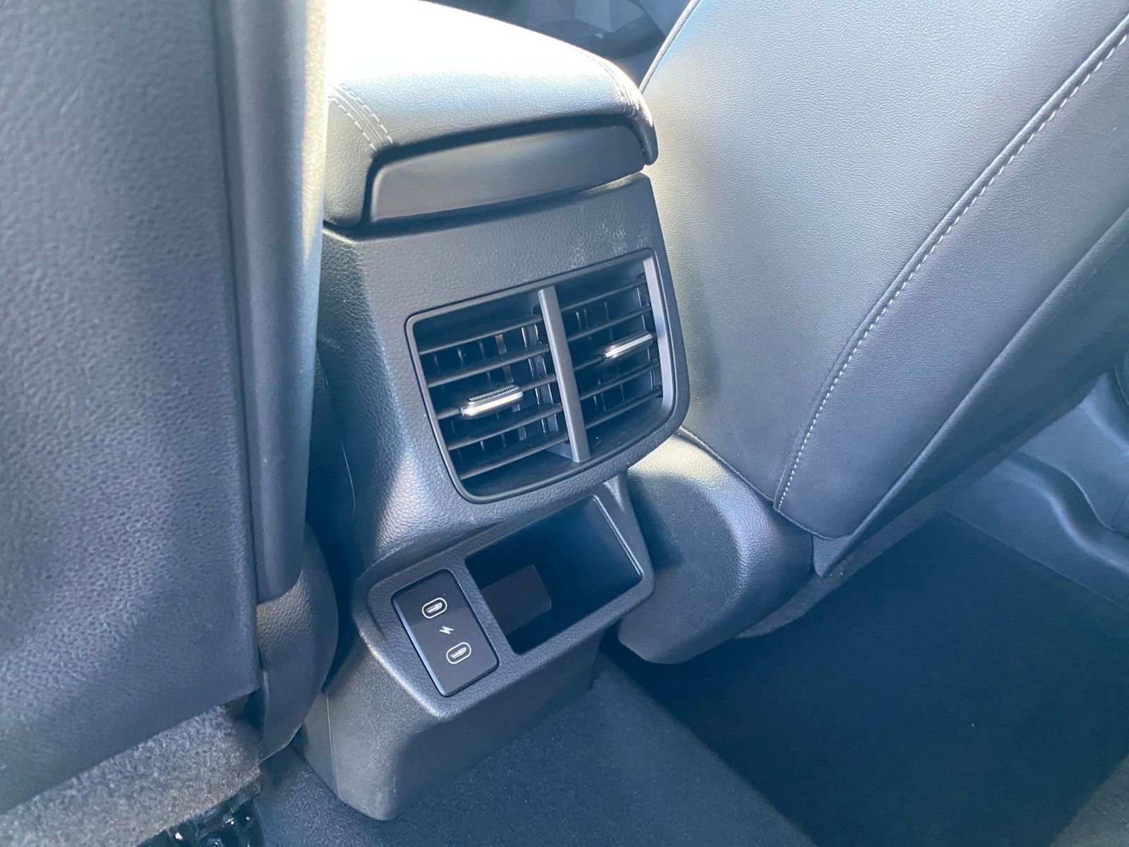 Thumbnail: 2025 Kia Seltos - 24