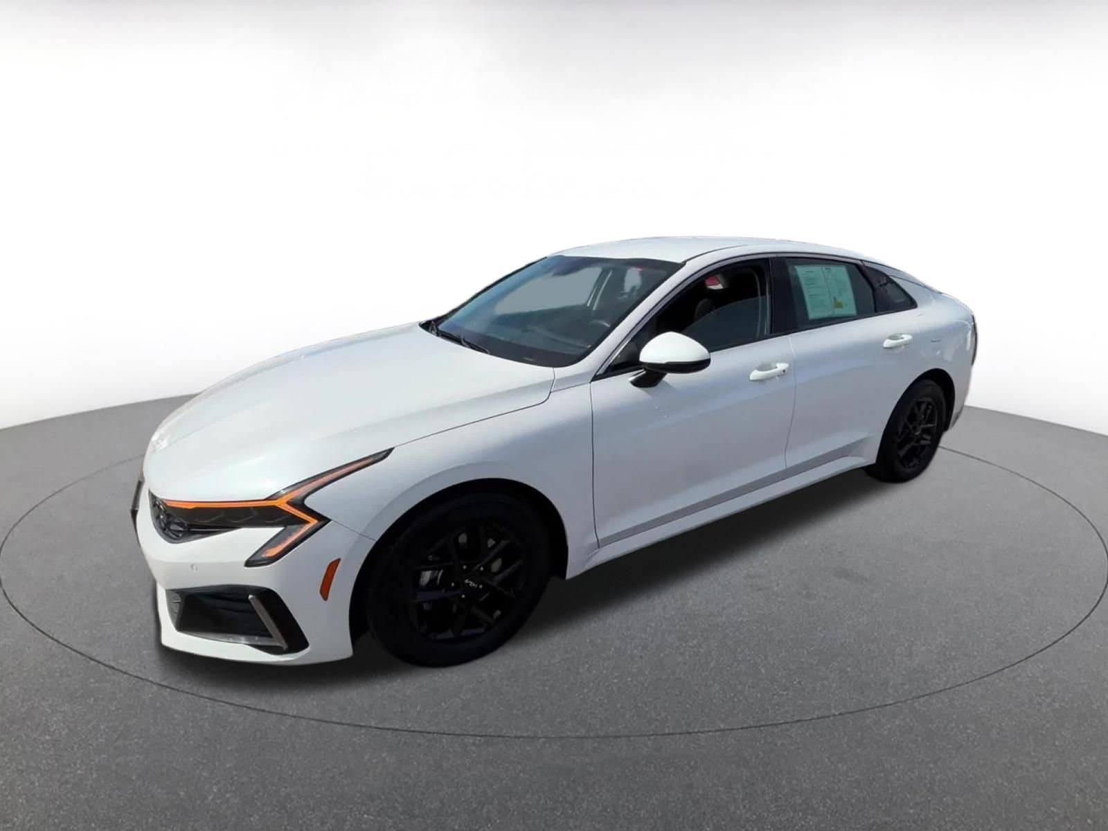 Thumbnail: 2025 Kia K5 - 8