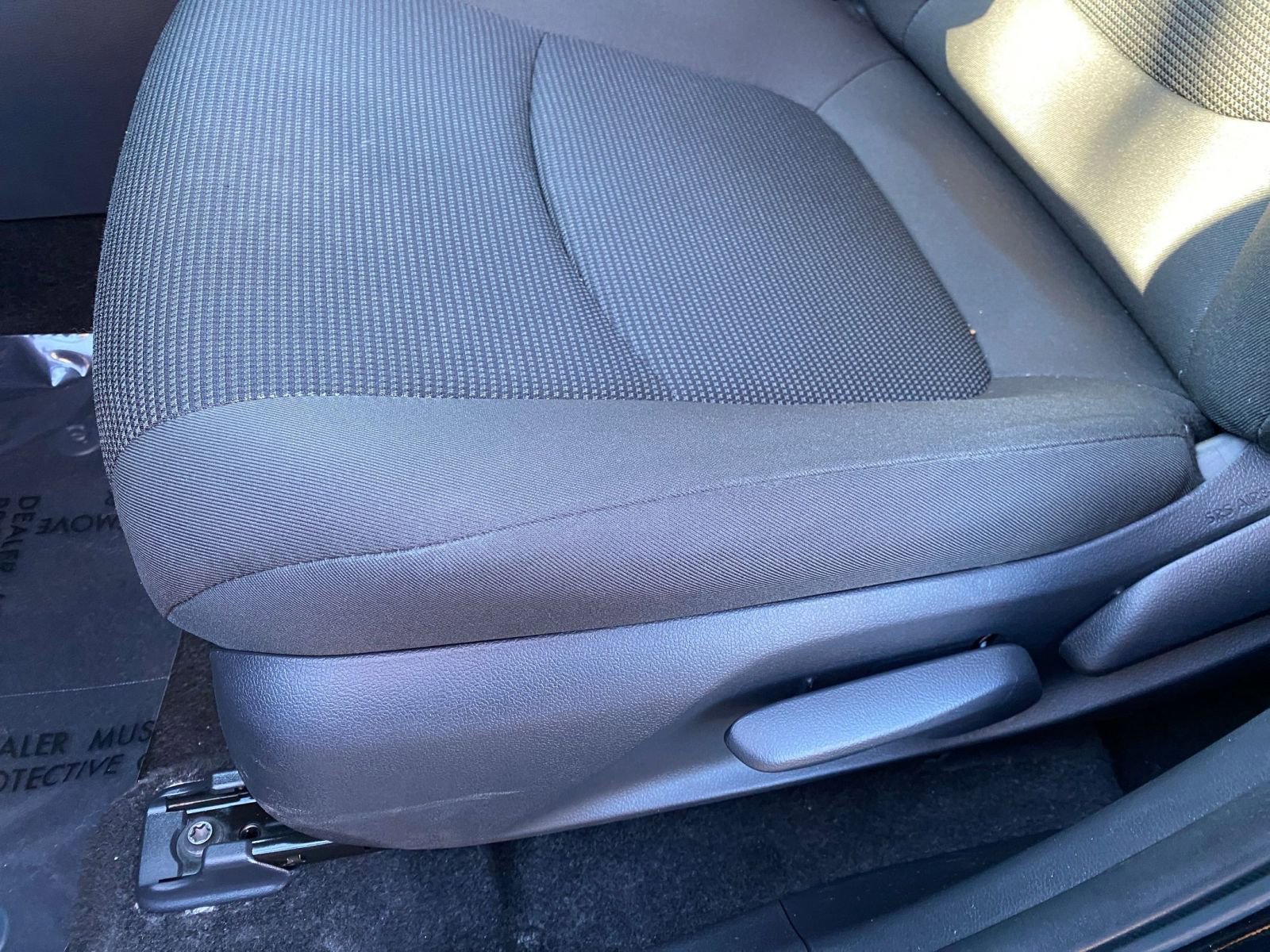 Thumbnail: 2025 Toyota RAV4 - 23