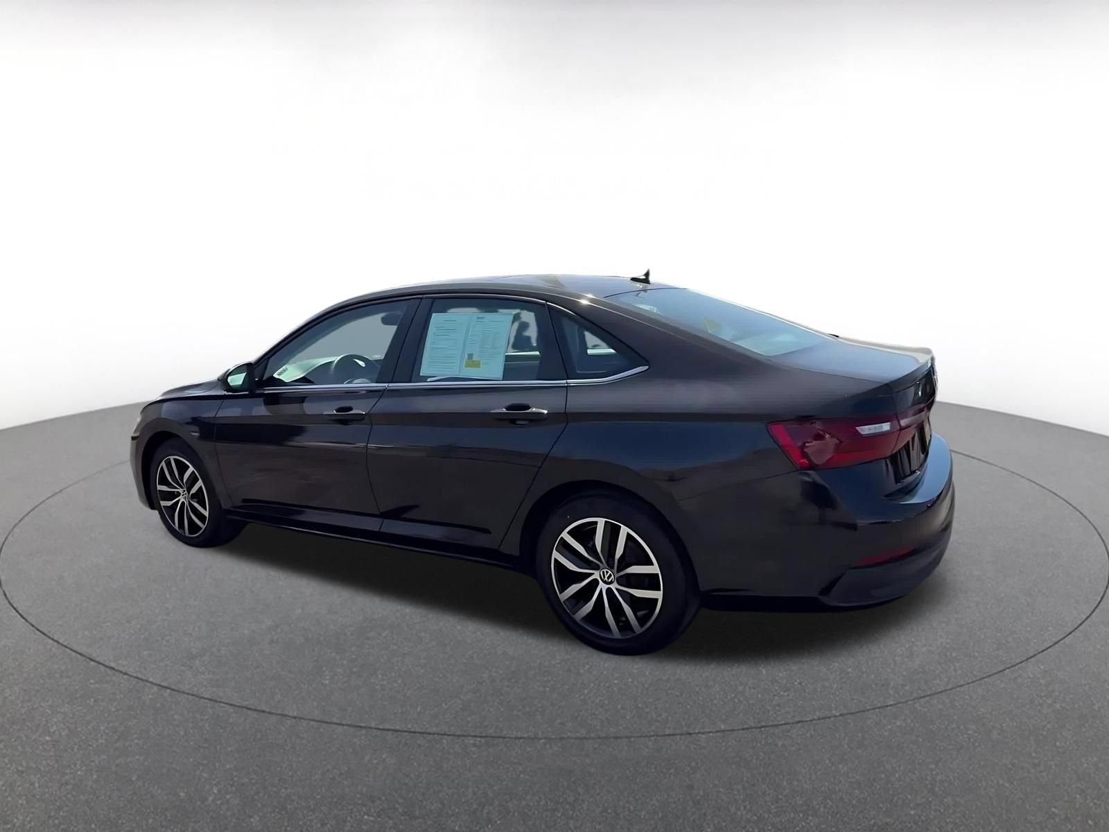 Thumbnail: 2025 Volkswagen Jetta - 10
