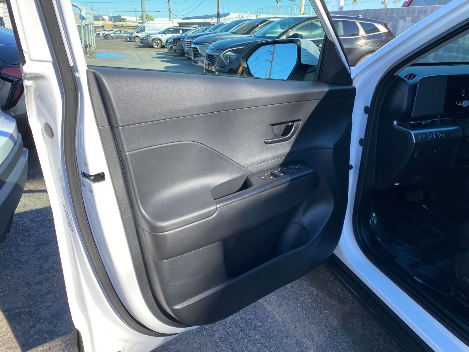 Thumbnail: 2025 Hyundai Kona - 18