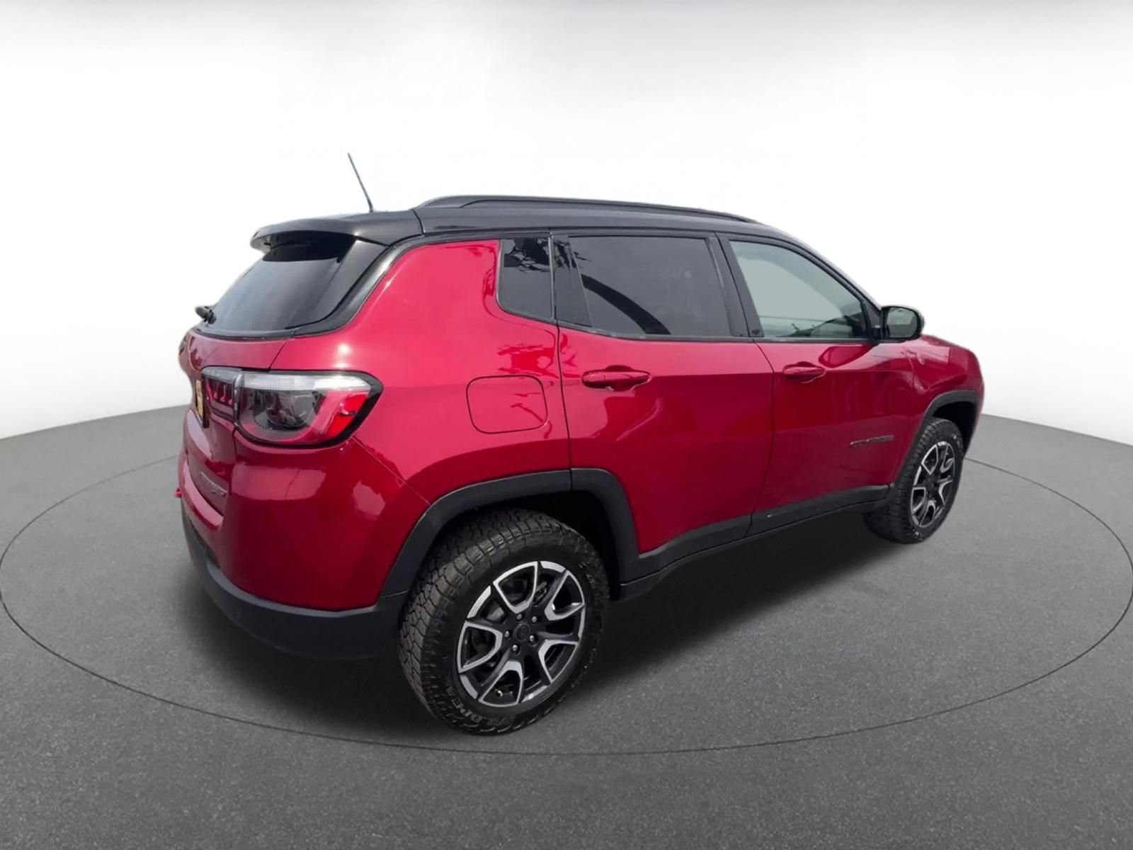 Thumbnail: 2025 Jeep Compass - 15