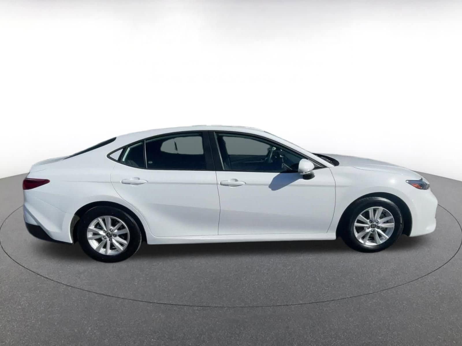 Thumbnail: 2025 Toyota Camry - 16