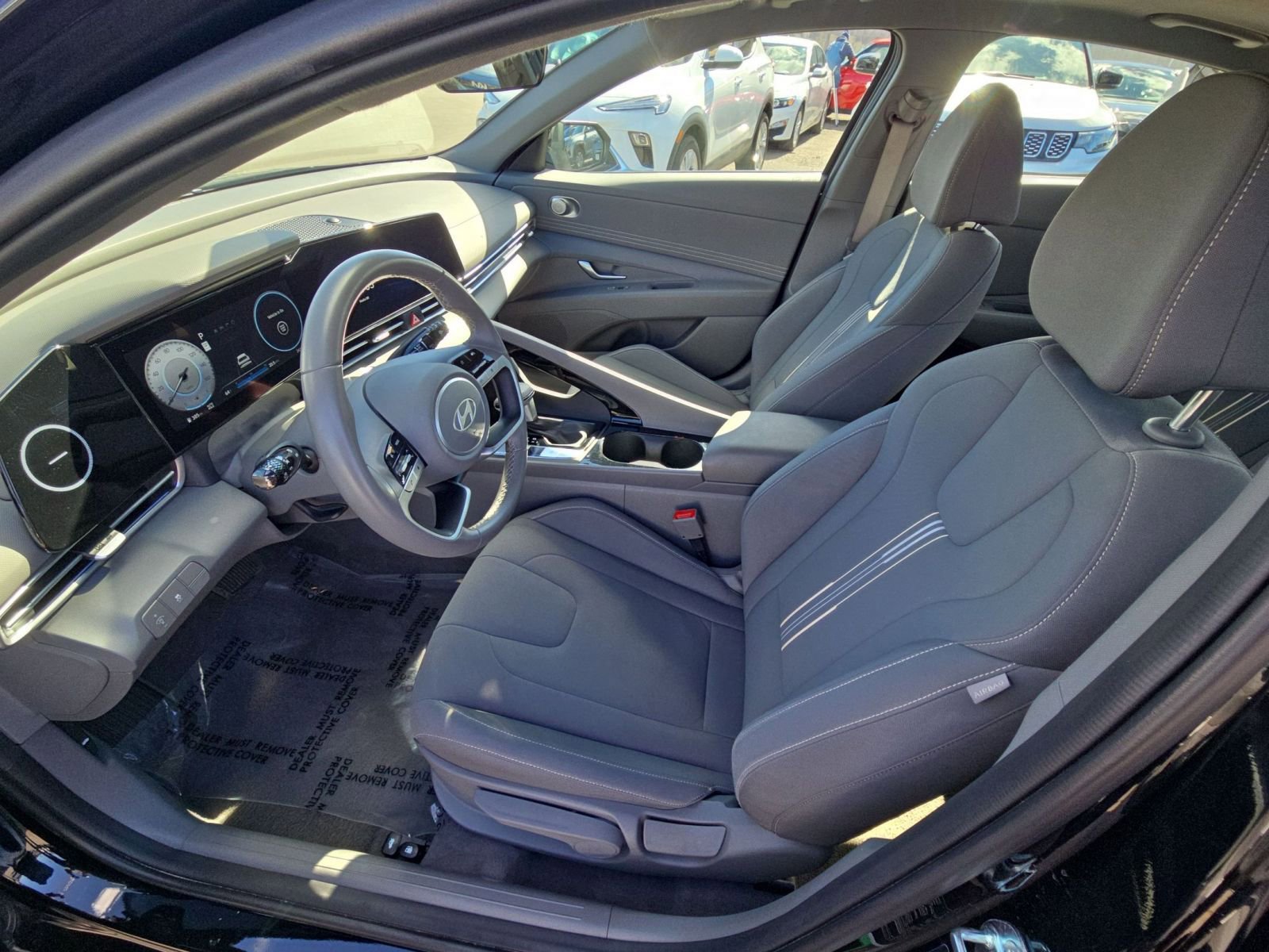 Thumbnail: 2025 Hyundai Elantra - 27