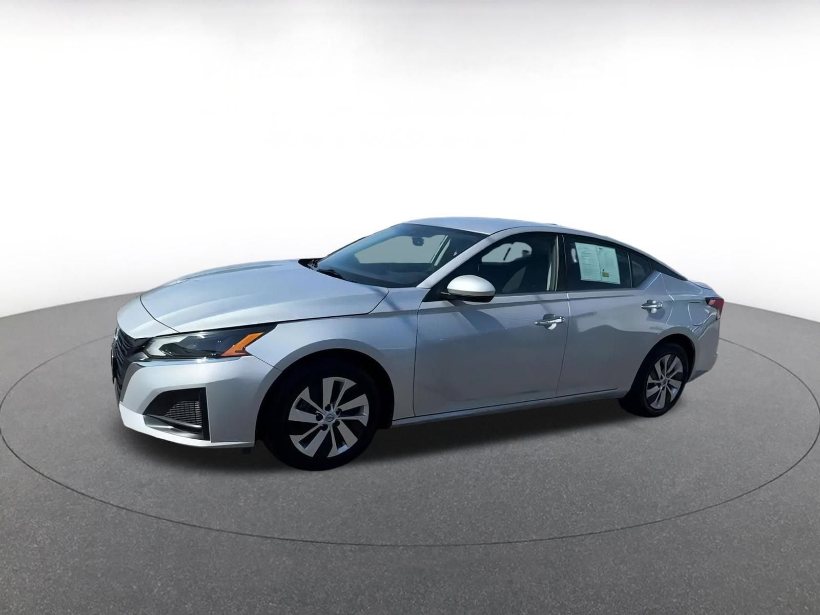 Thumbnail: 2023 Nissan Altima - 7