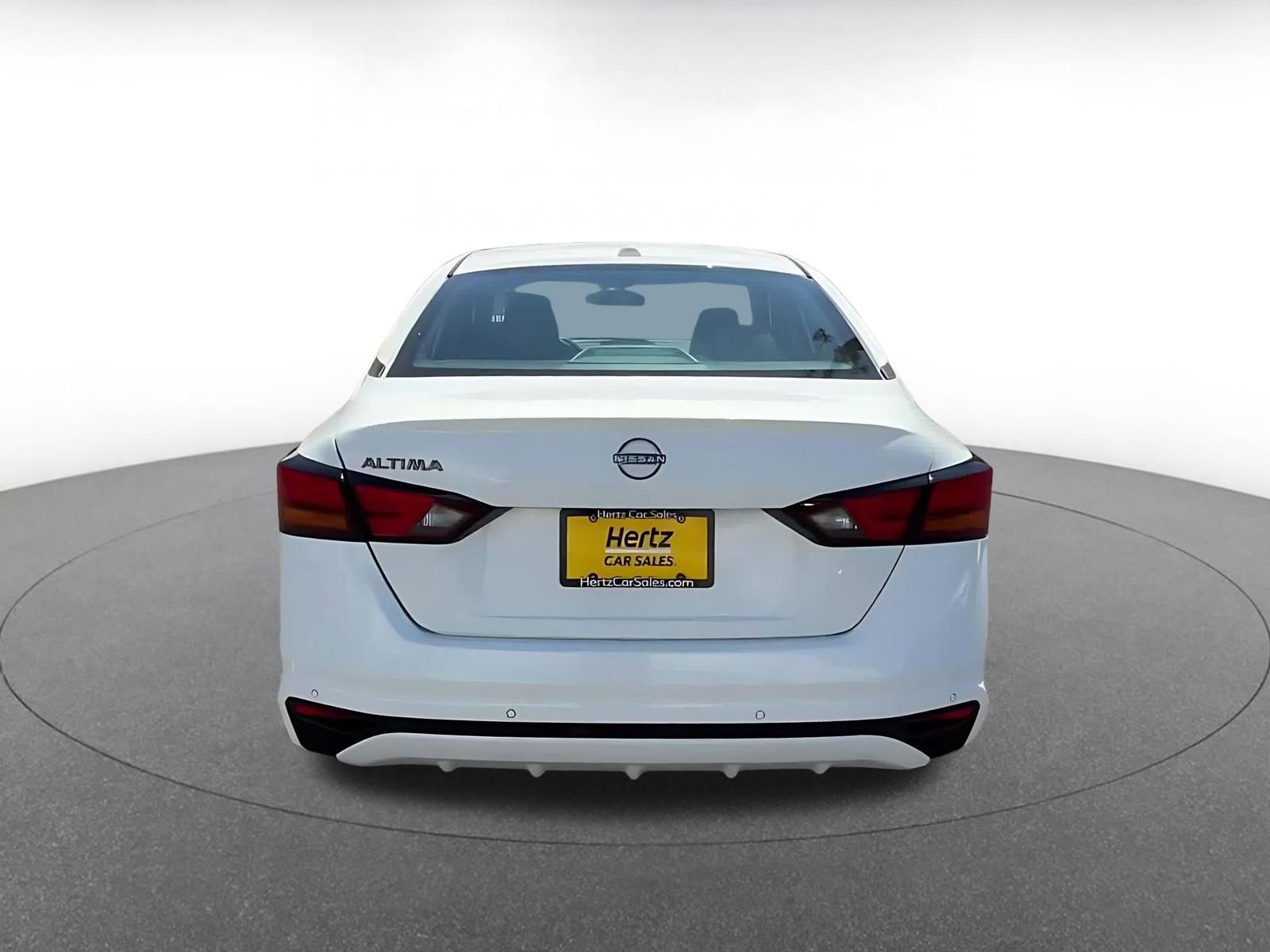 Thumbnail: 2025 Nissan Altima - 12