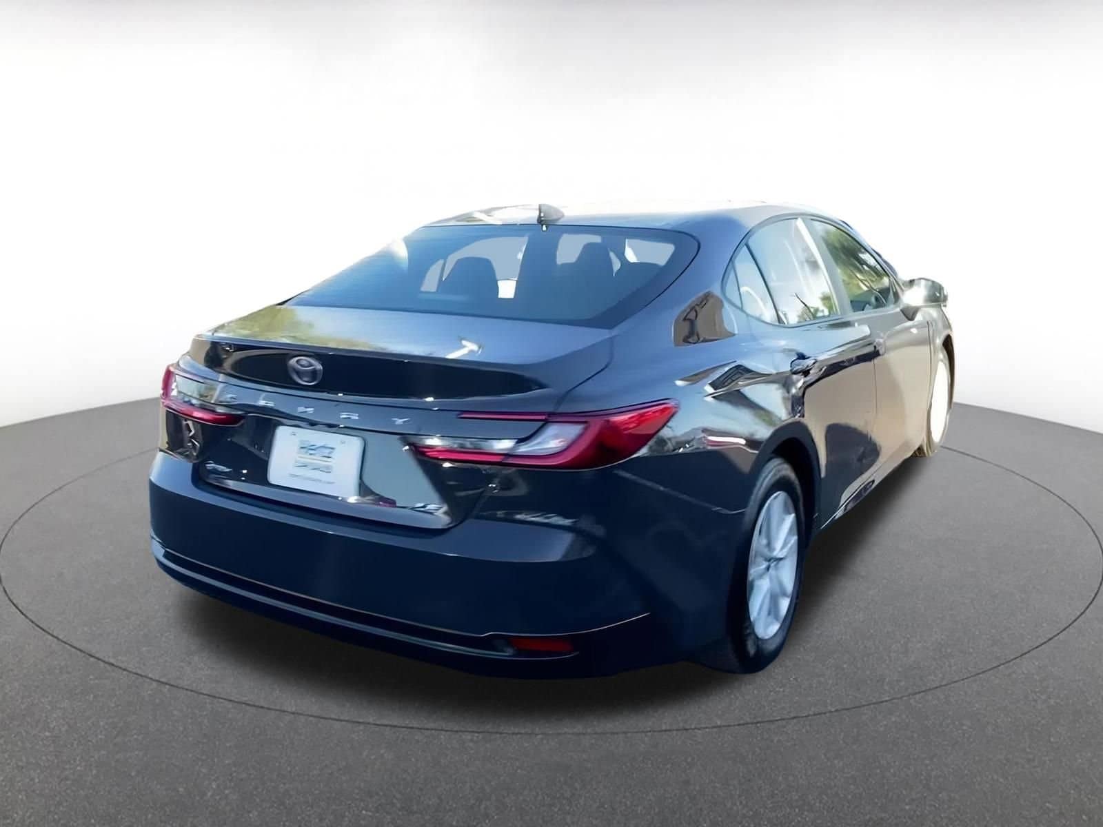 Thumbnail: 2025 Toyota Camry - 14