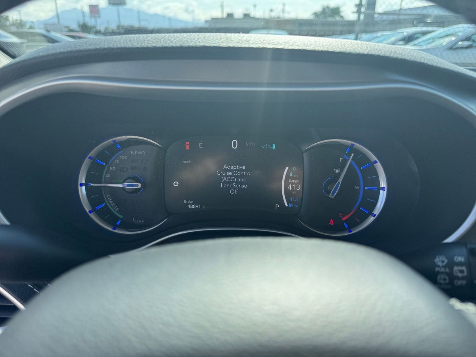 Thumbnail: 2023 Chrysler Pacifica - 34