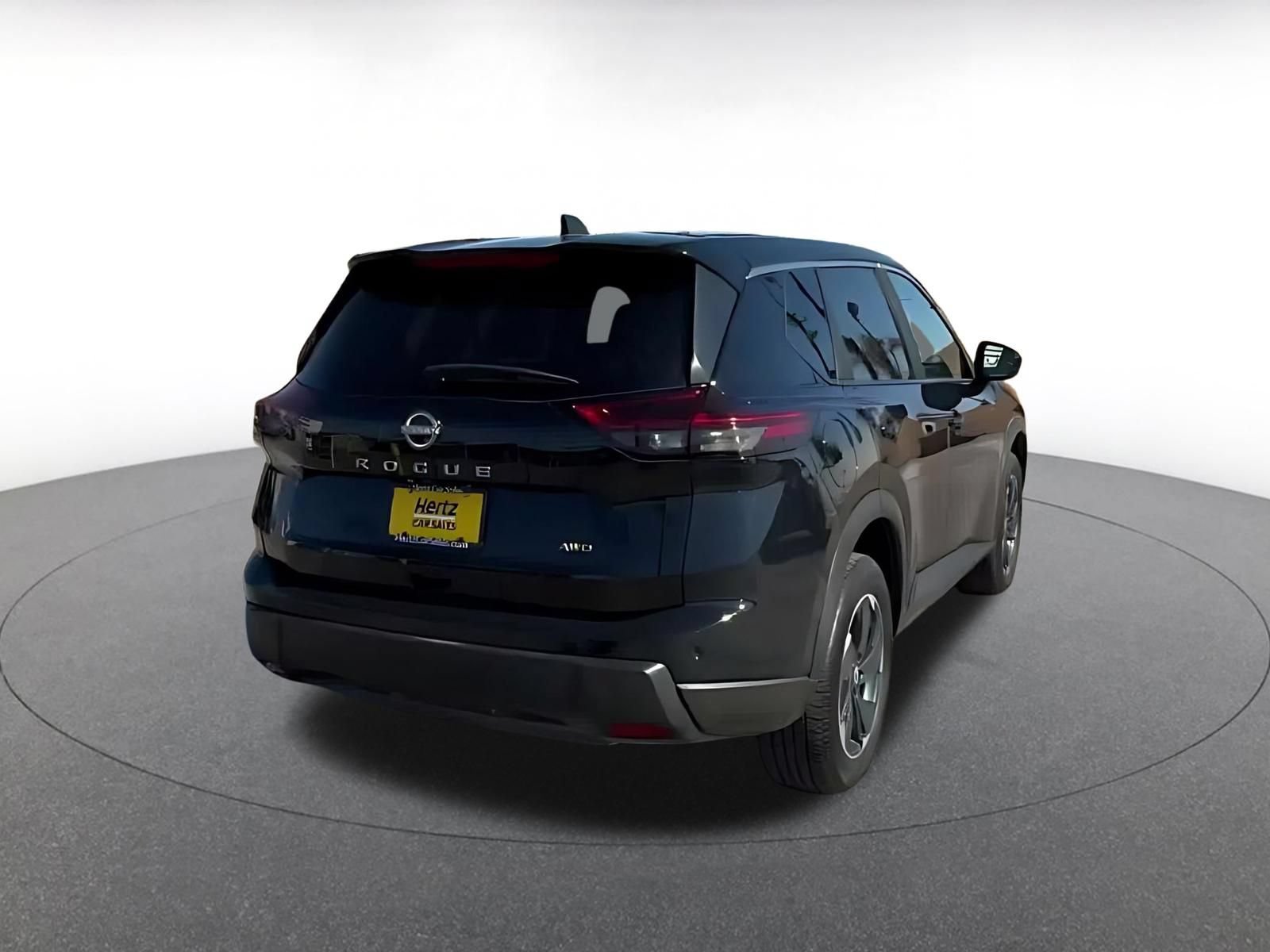 Thumbnail: 2025 Nissan Rogue - 13