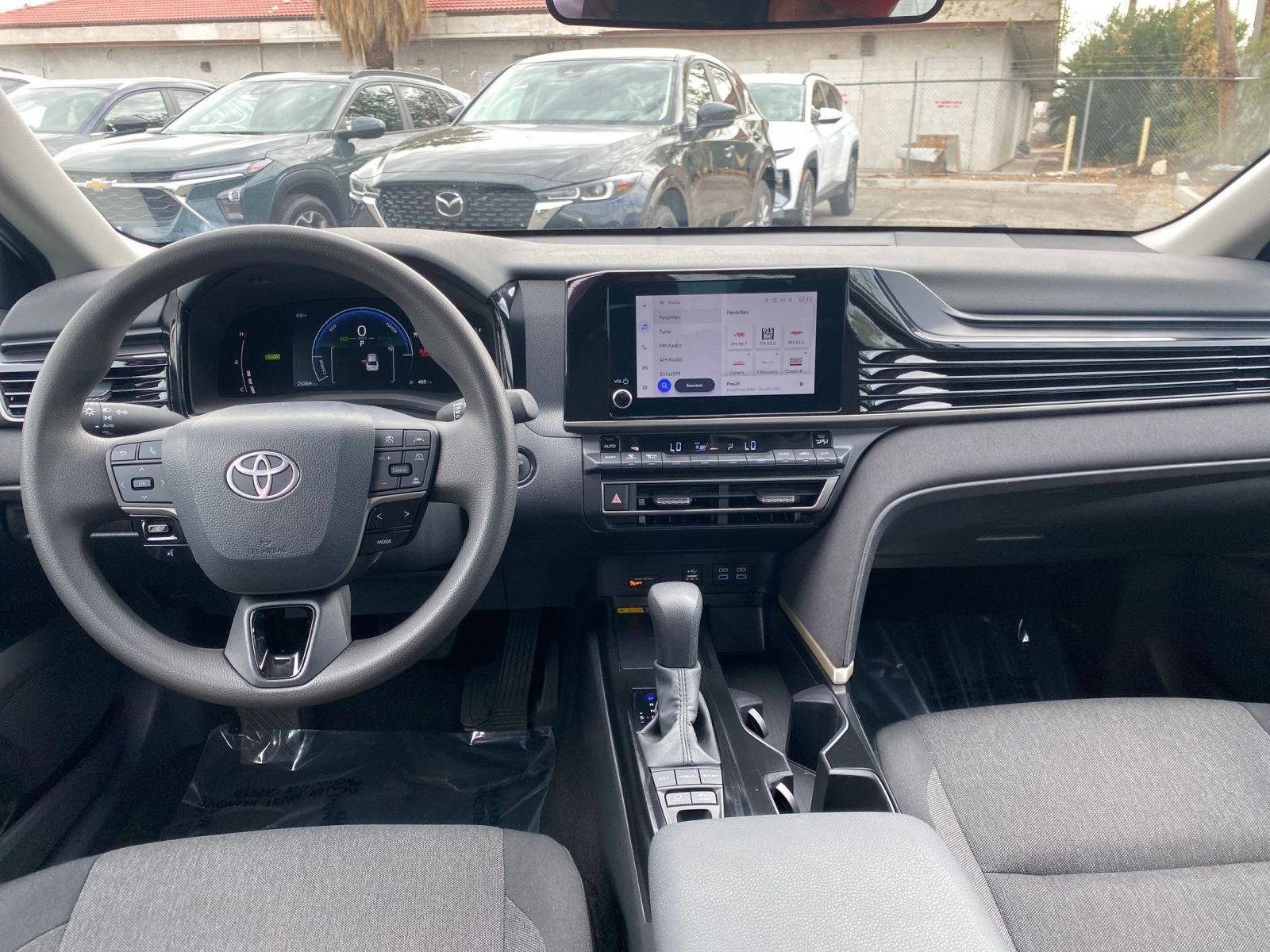 Thumbnail: 2025 Toyota Camry - 33