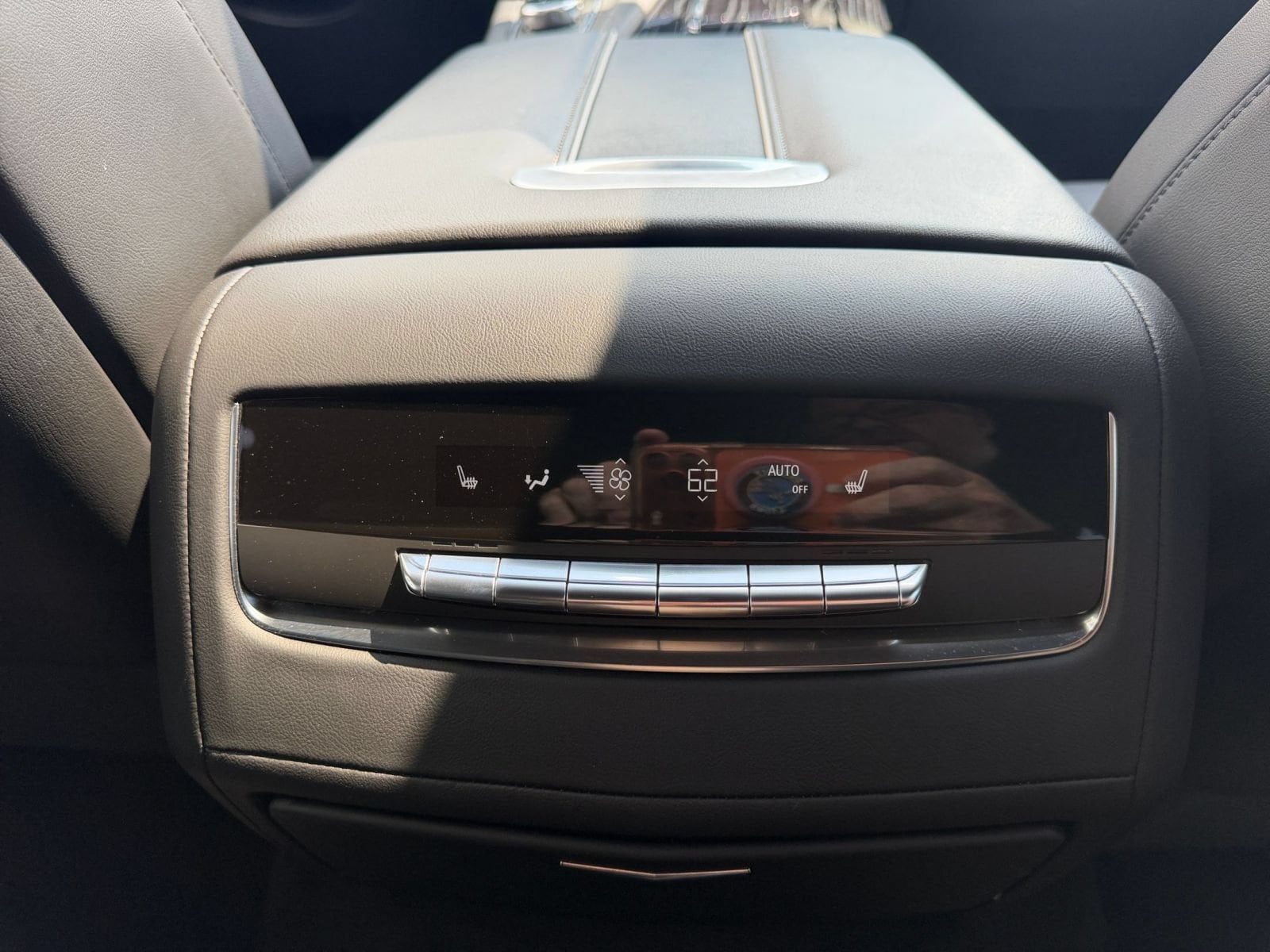 Thumbnail: 2023 Cadillac Escalade - 25