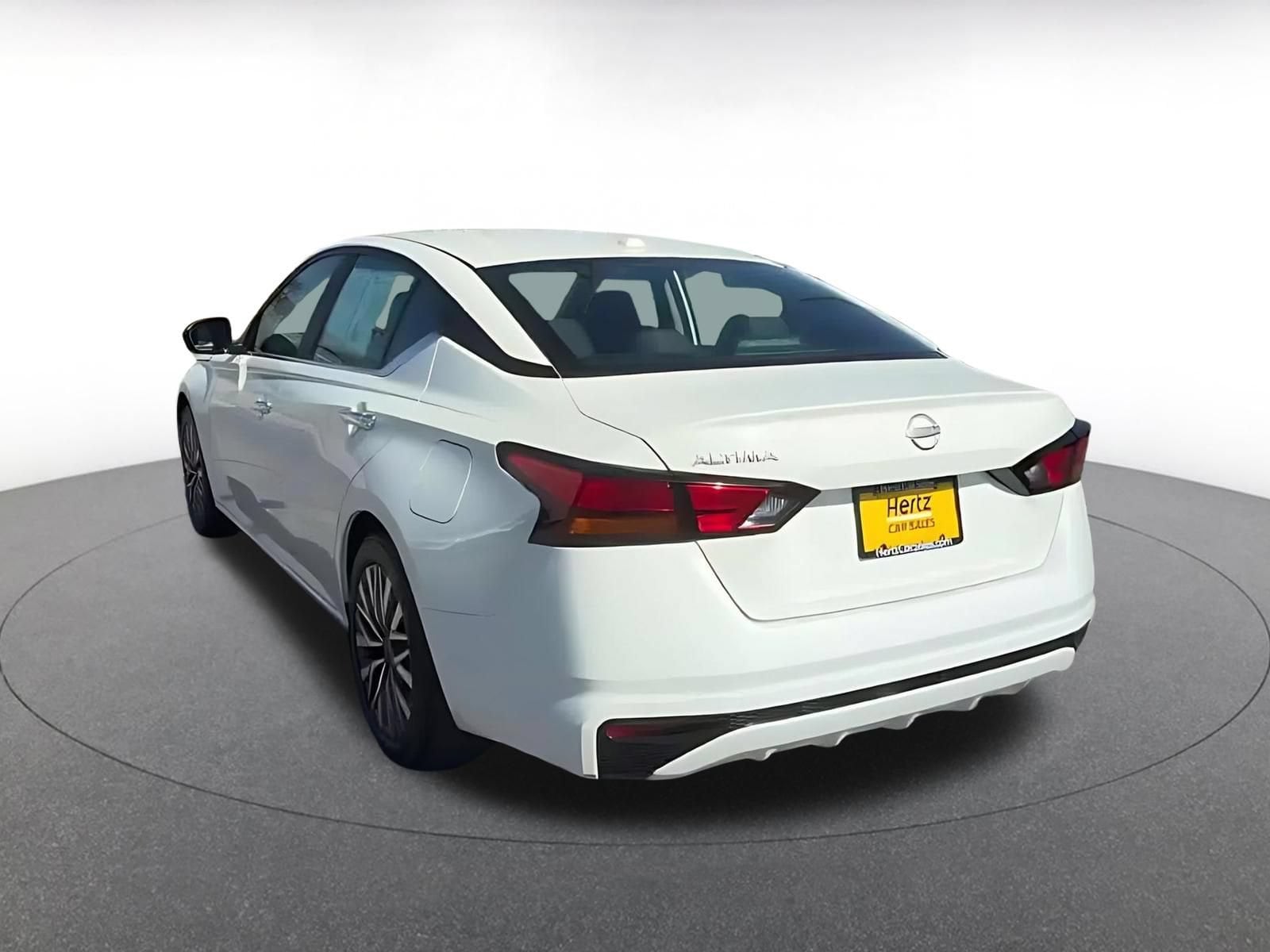 Thumbnail: 2025 Nissan Altima - 11