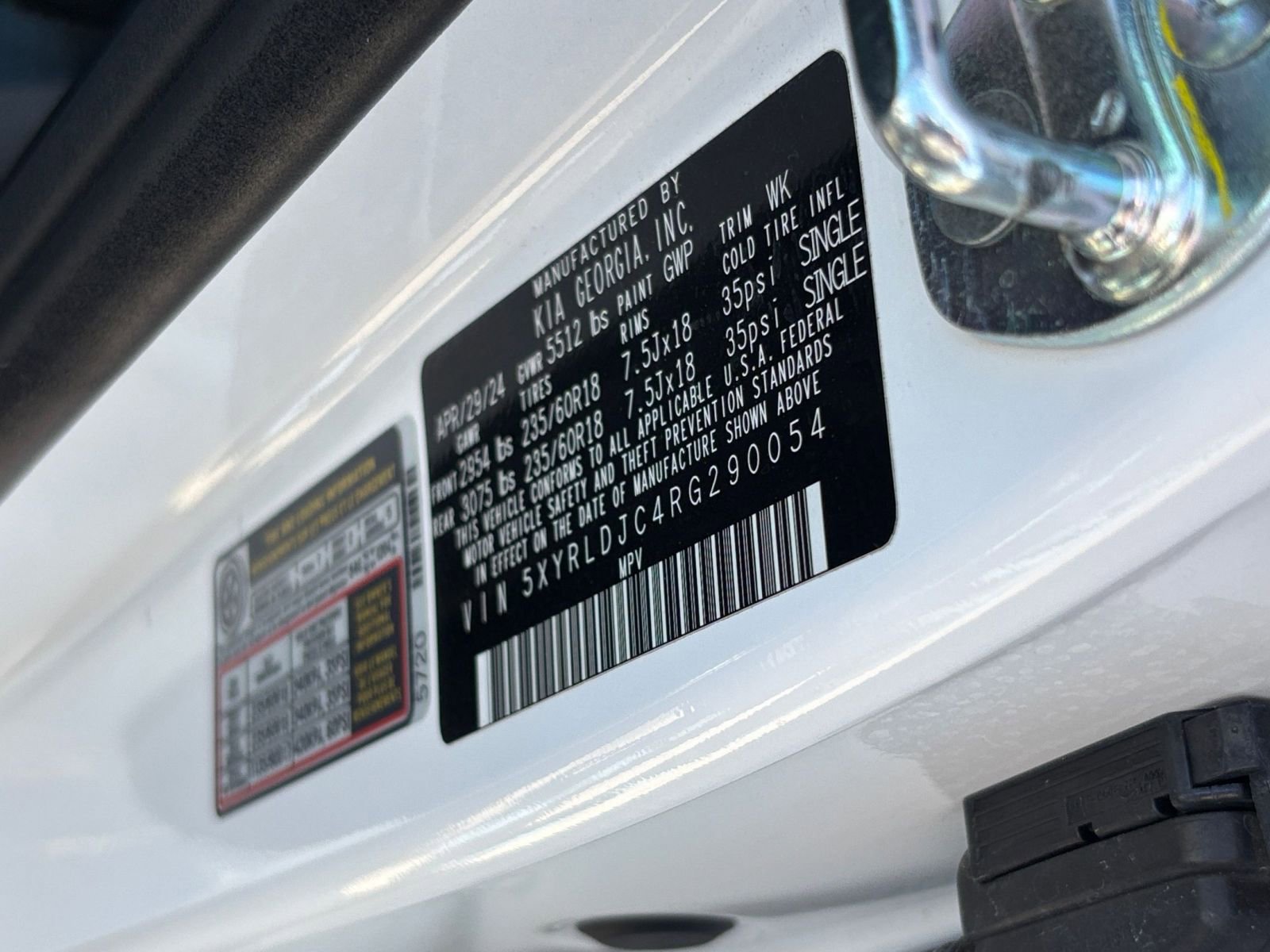 Thumbnail: 2024 Kia Sorento - 32