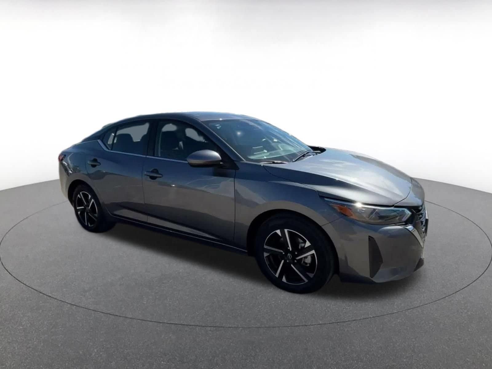 Thumbnail: 2025 Nissan Sentra - 2
