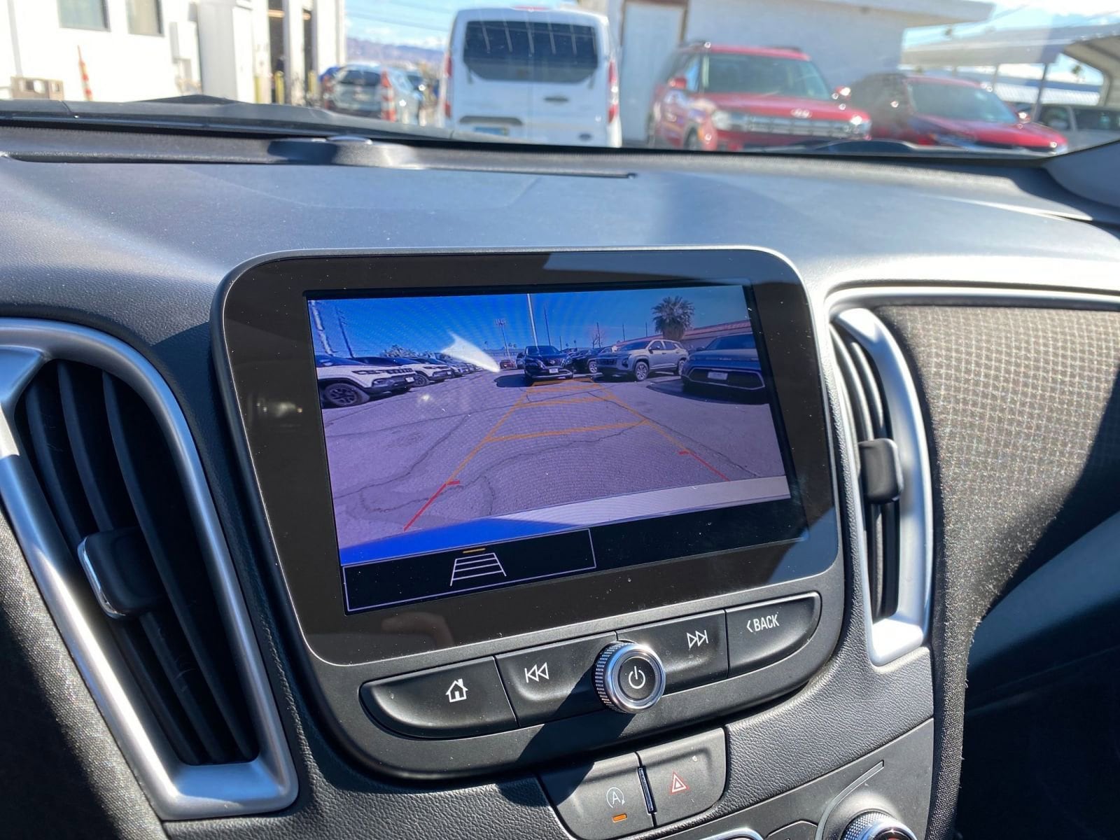 Thumbnail: 2024 Chevrolet Malibu - 24