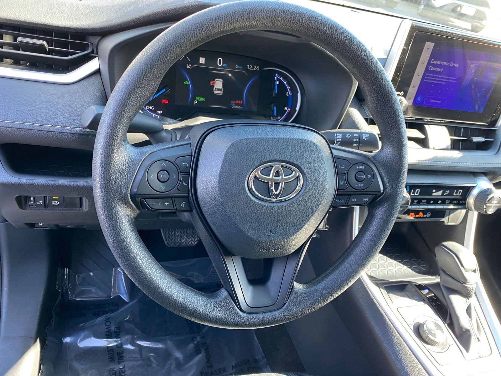 Thumbnail: 2025 Toyota RAV4 - 28