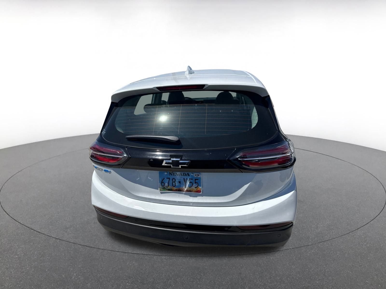 Thumbnail: 2023 Chevrolet Bolt EV - 4