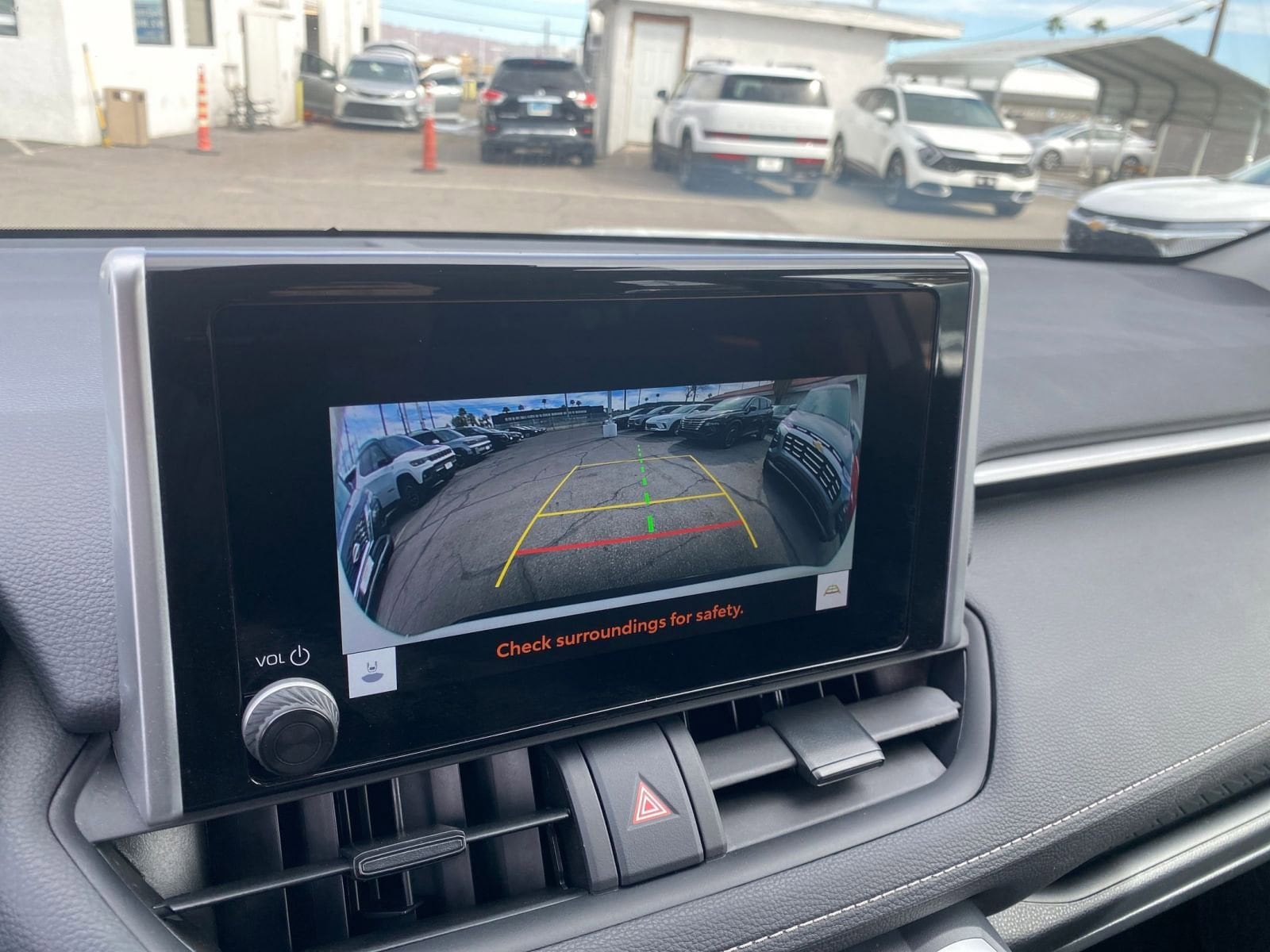 Thumbnail: 2025 Toyota RAV4 - 24