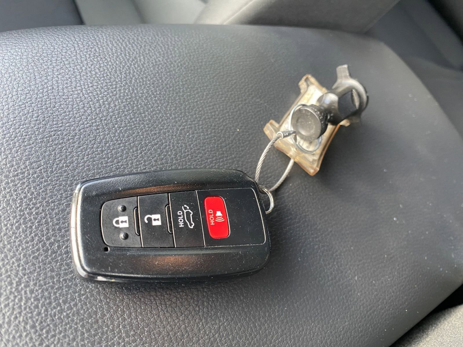 Thumbnail: 2025 Toyota RAV4 - 22