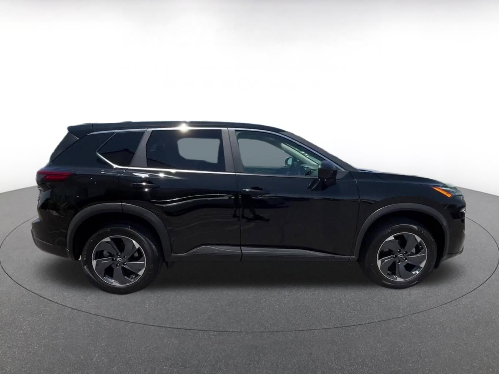Thumbnail: 2025 Nissan Rogue - 16