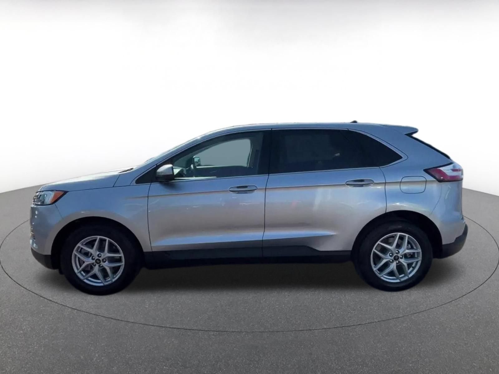 Thumbnail: 2024 Ford Edge - 9