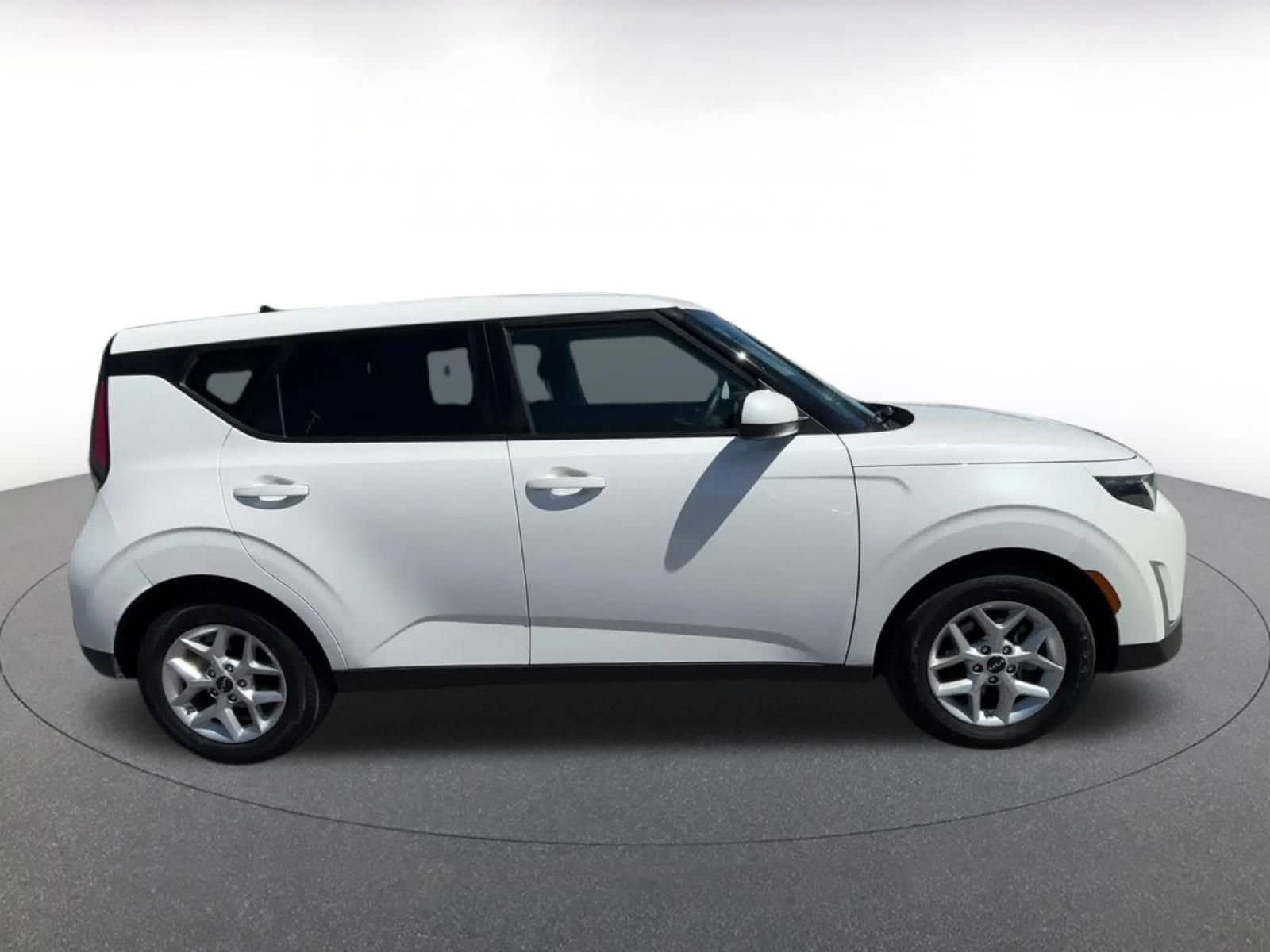 Thumbnail: 2025 Kia Soul - 15