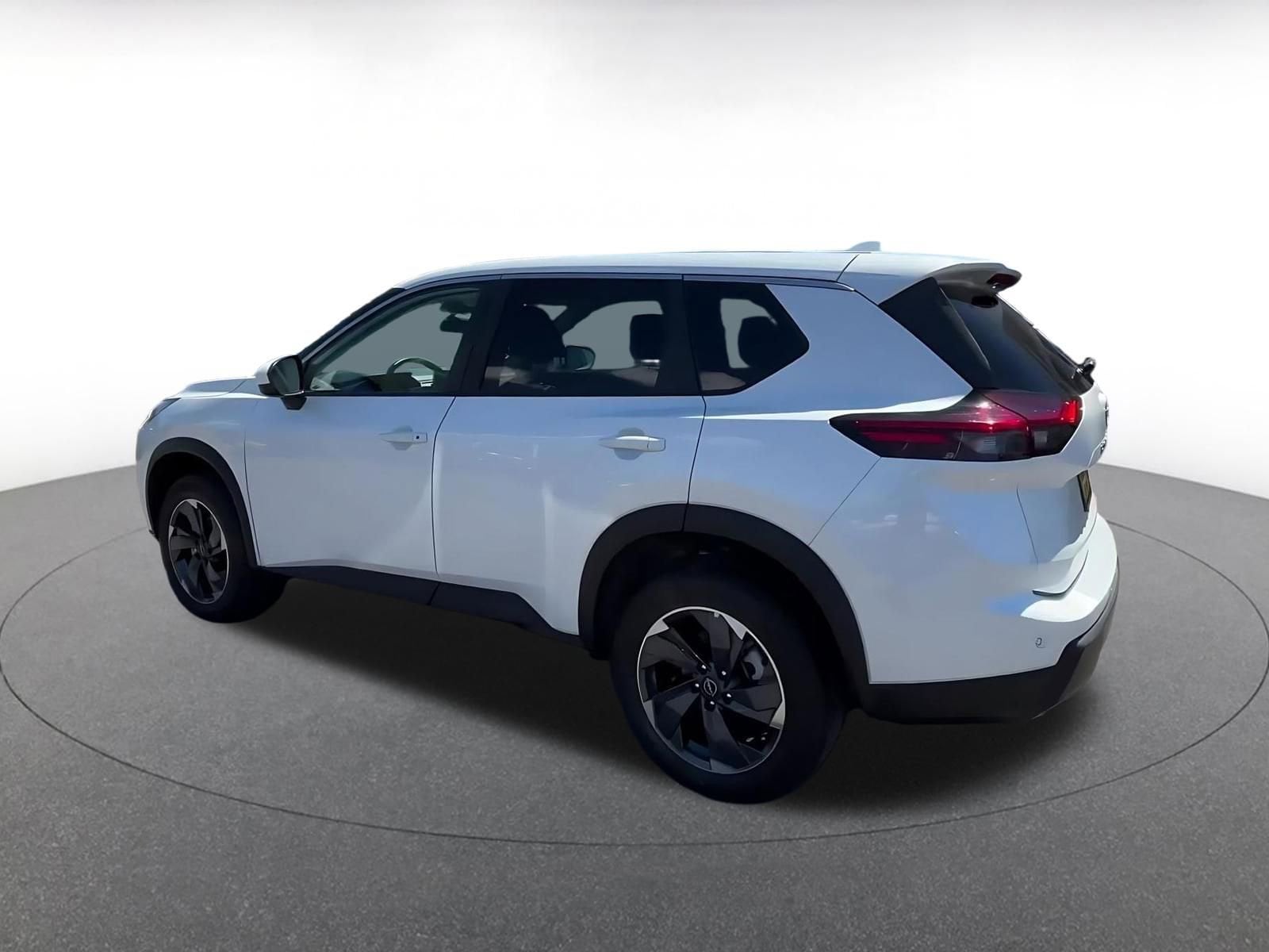 Thumbnail: 2025 Nissan Rogue - 10