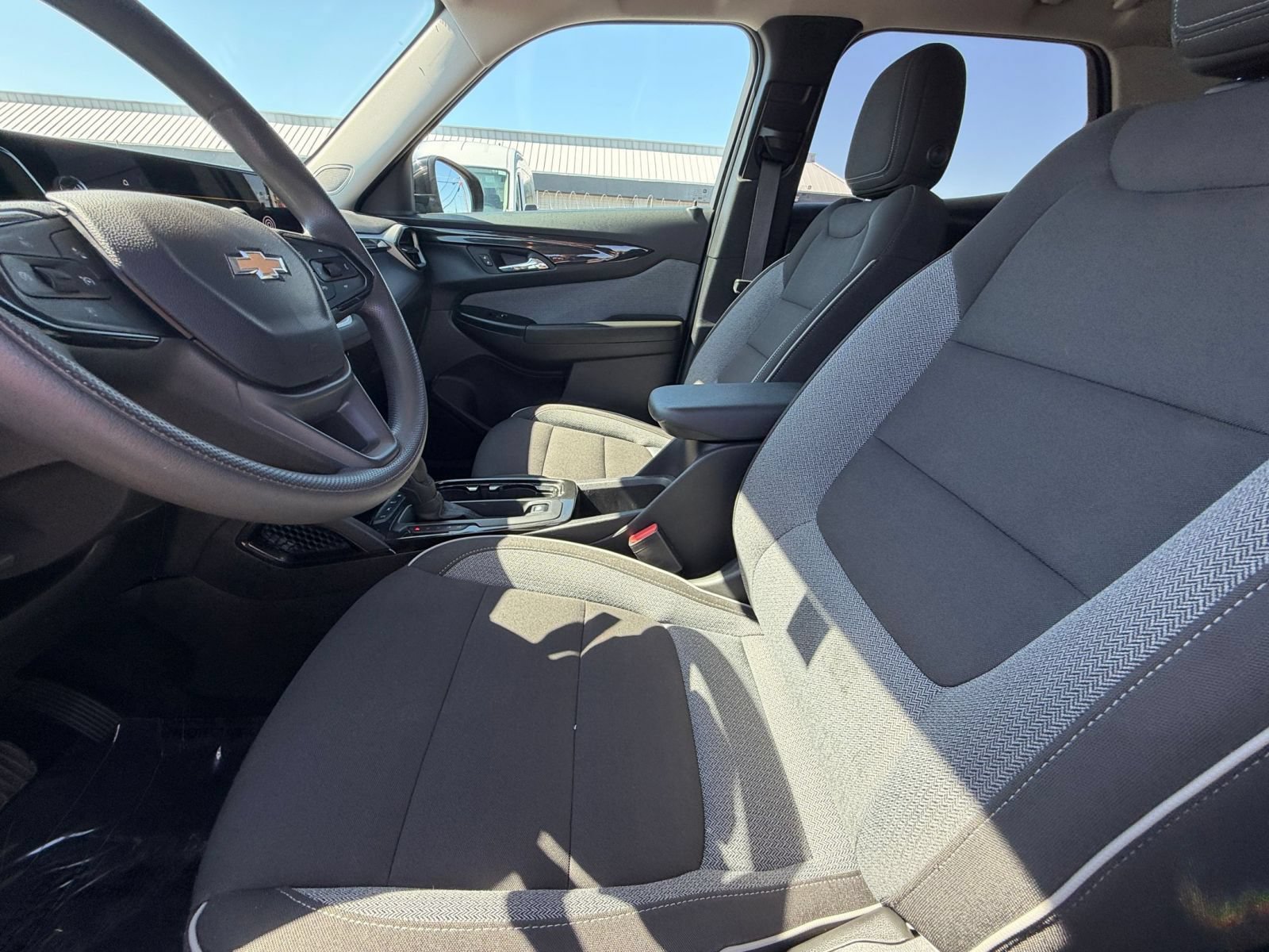 Thumbnail: 2025 Chevrolet TrailBlazer - 25