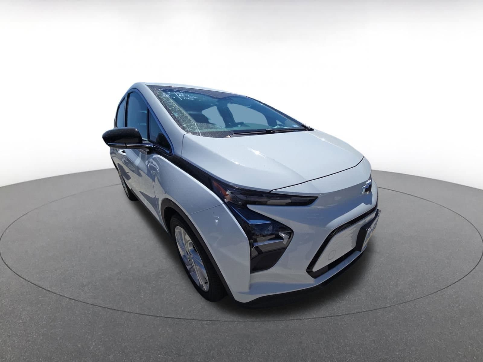 Thumbnail: 2023 Chevrolet Bolt EV - 1