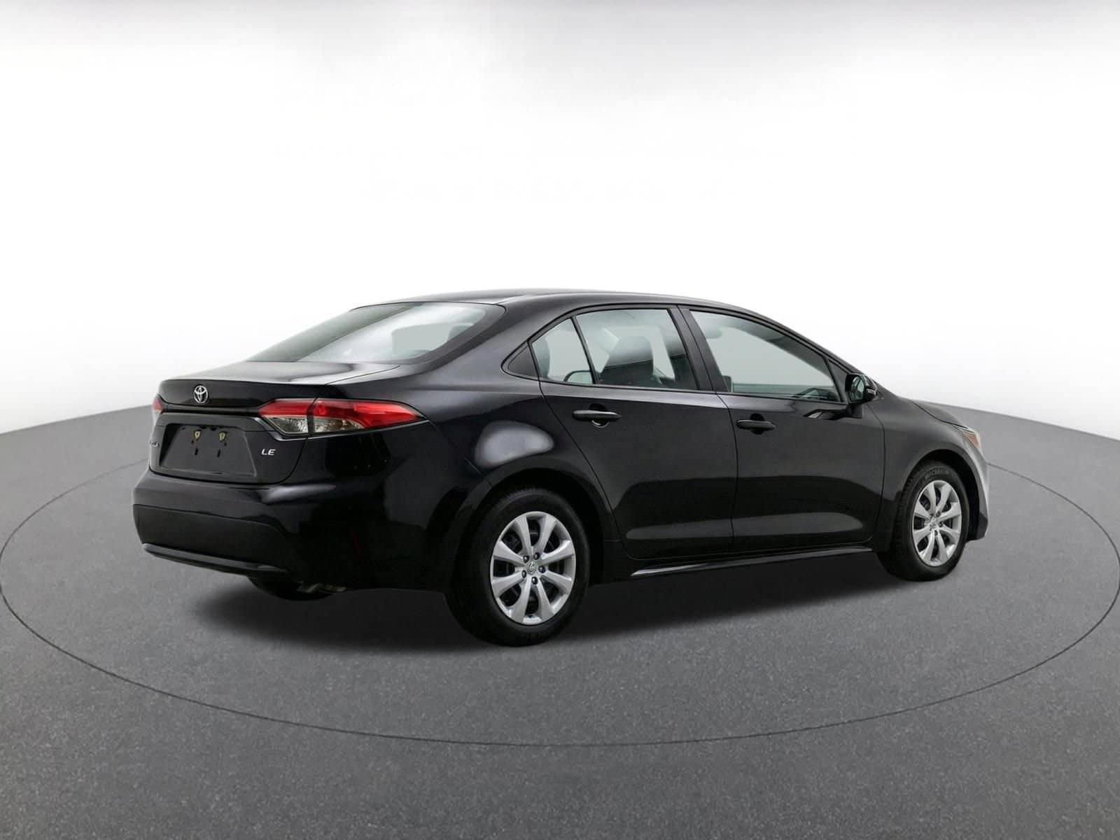 Thumbnail: 2025 Toyota Corolla - 7