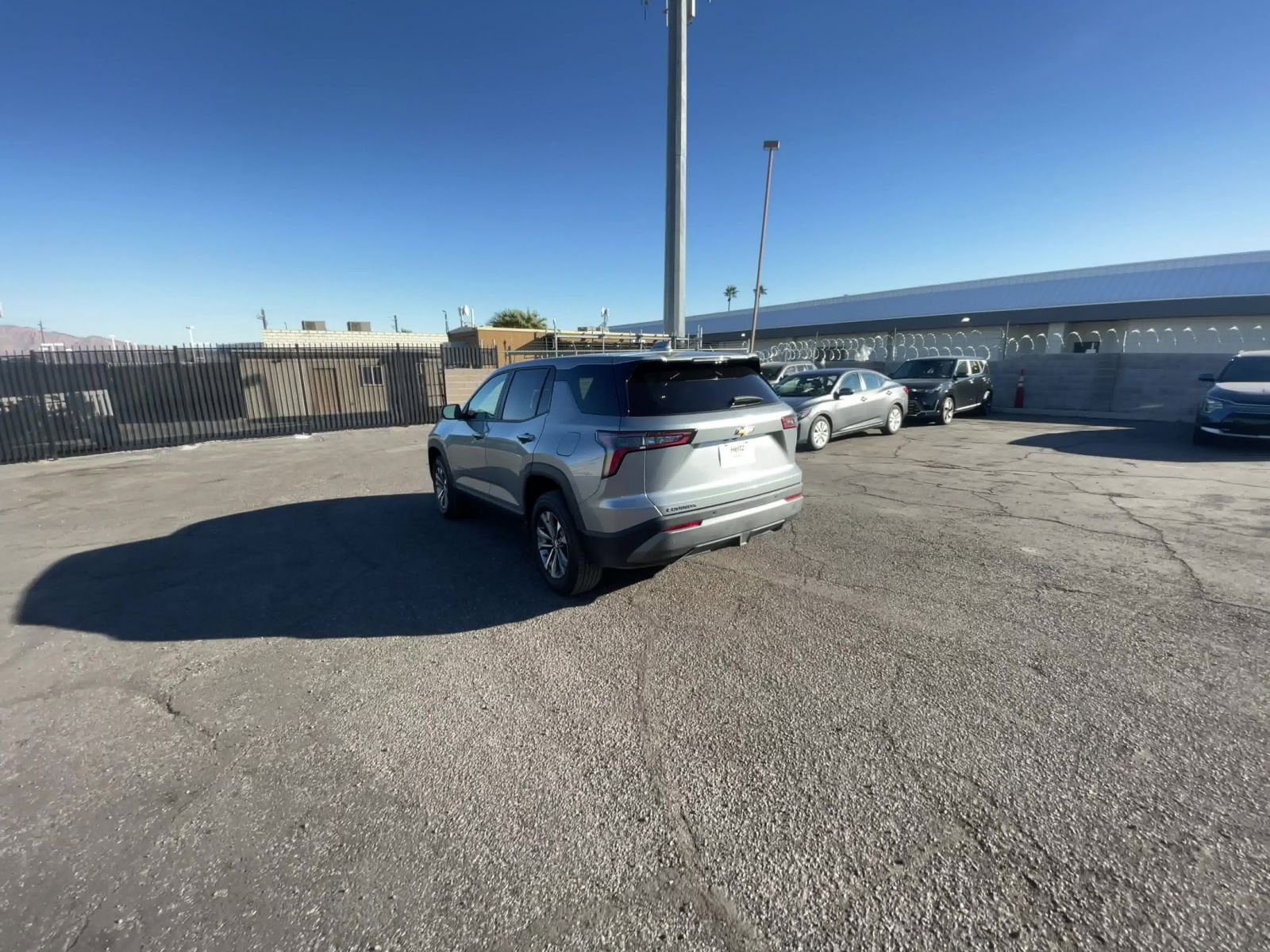 Thumbnail: 2025 Chevrolet Equinox - 16