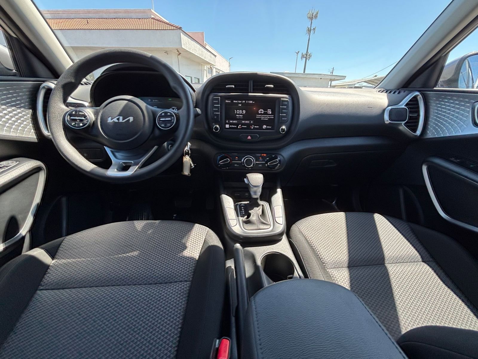Thumbnail: 2025 Kia Soul - 32