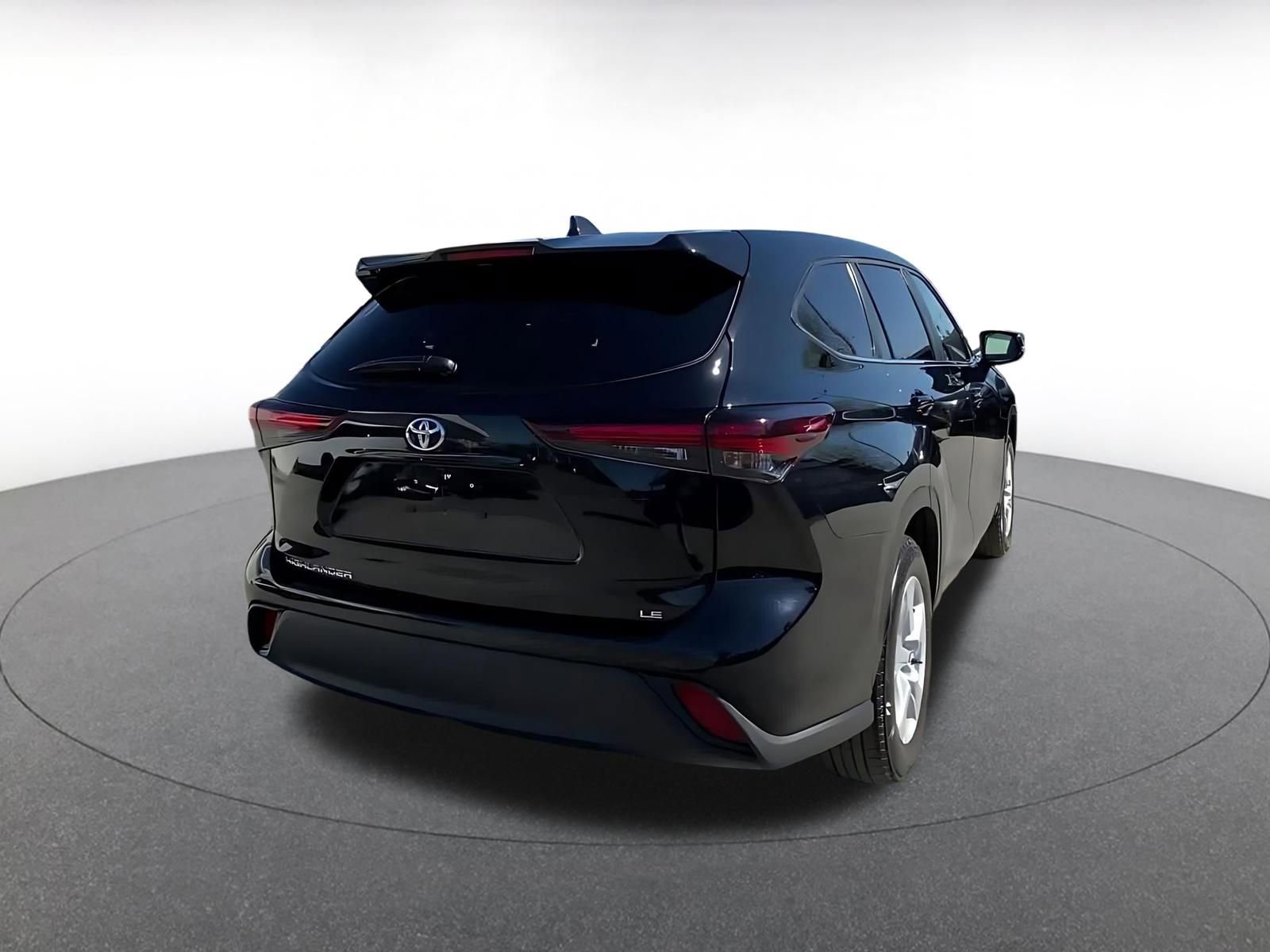 Thumbnail: 2025 Toyota Highlander - 15