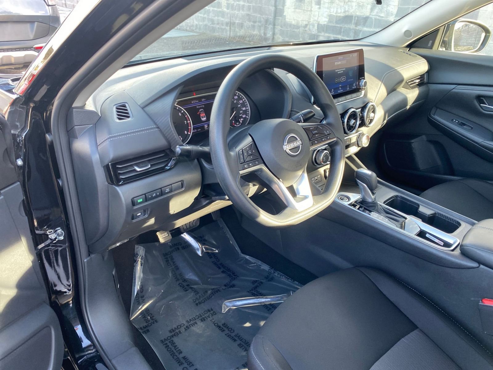 Thumbnail: 2025 Nissan Sentra - 32