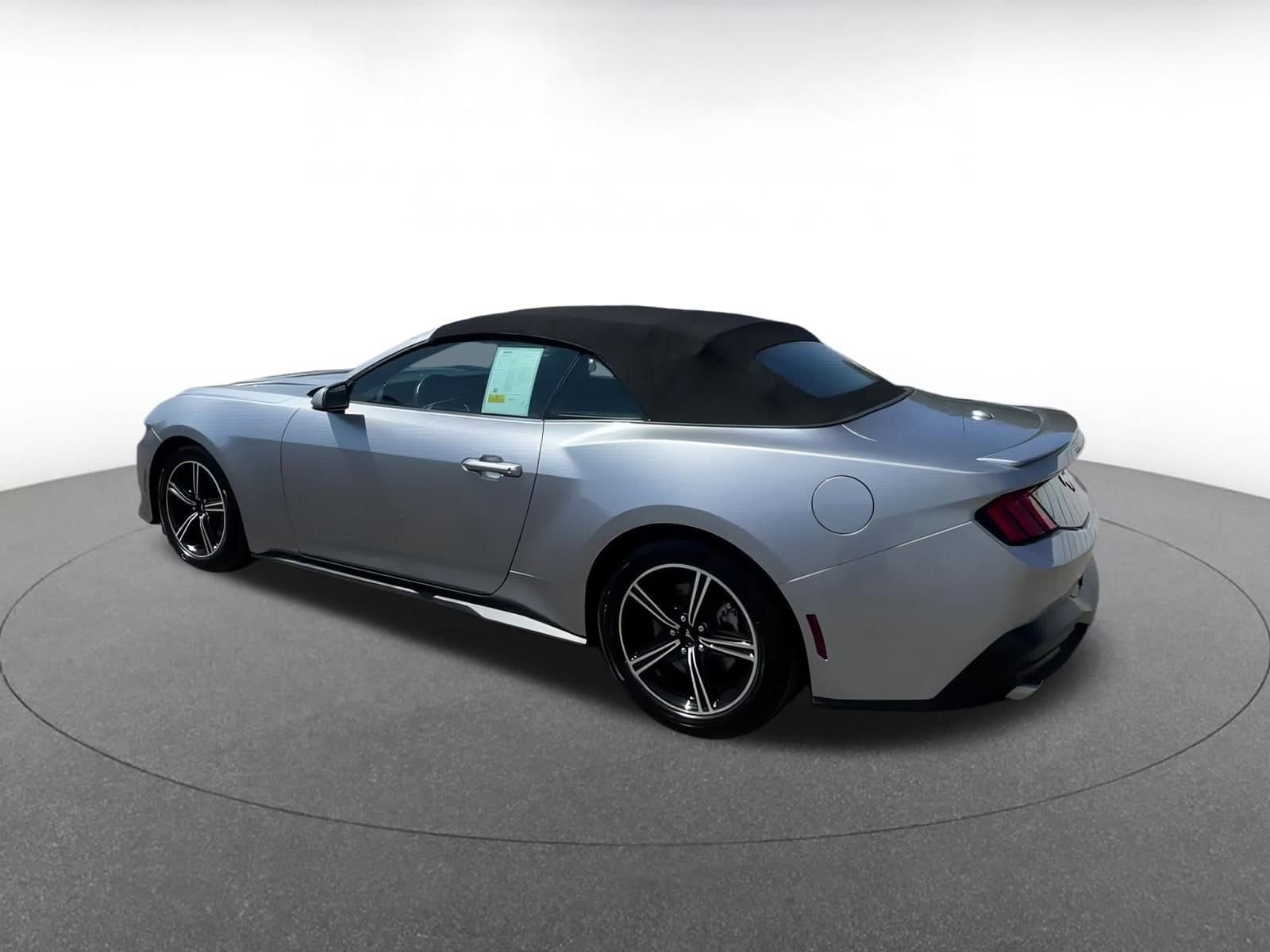 Thumbnail: 2024 Ford Mustang - 10