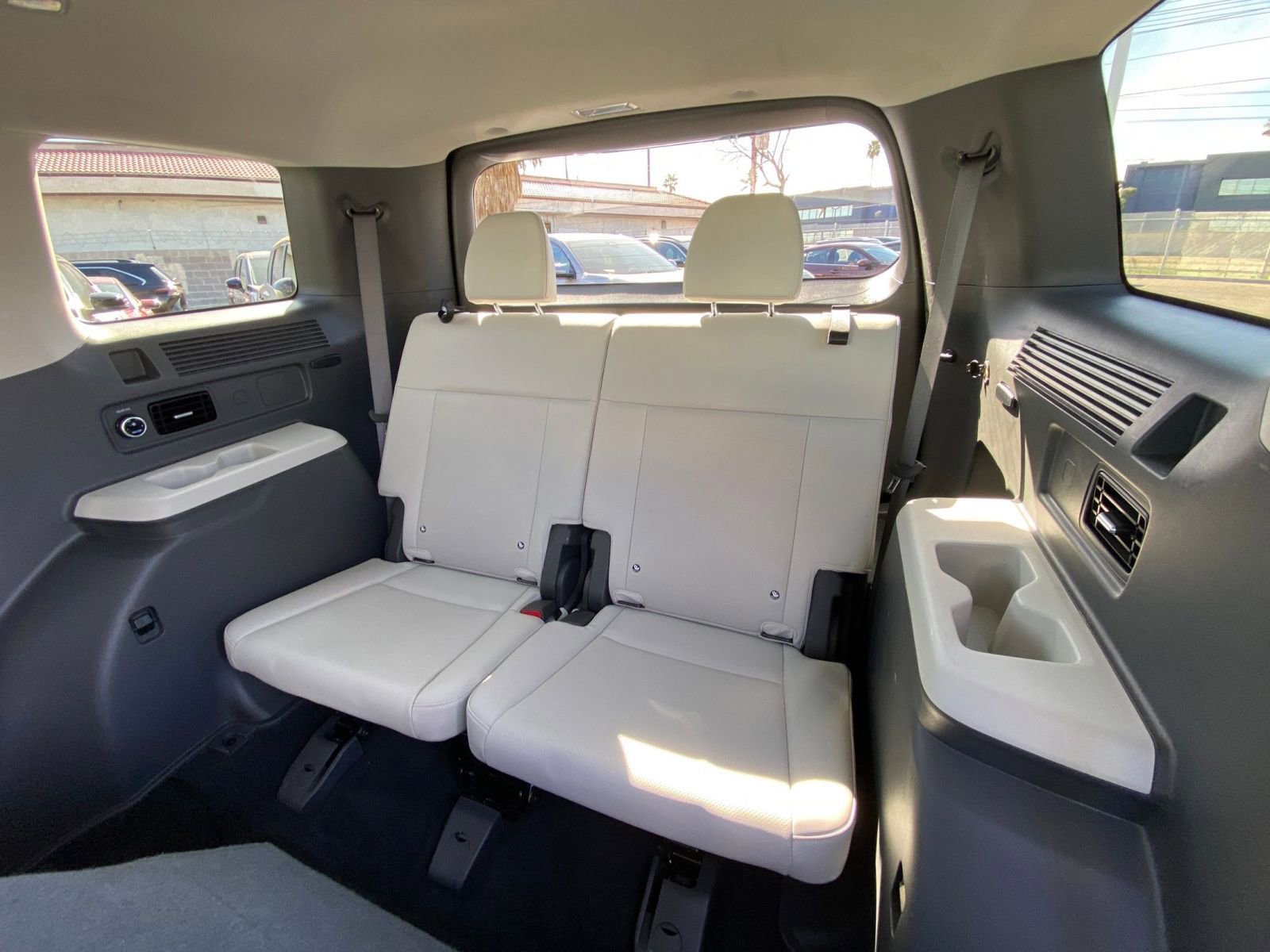 Thumbnail: 2025 Hyundai Santa Fe - 31