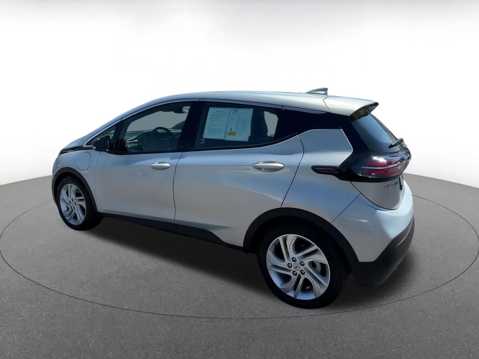 Thumbnail: 2023 Chevrolet Bolt EV - 10