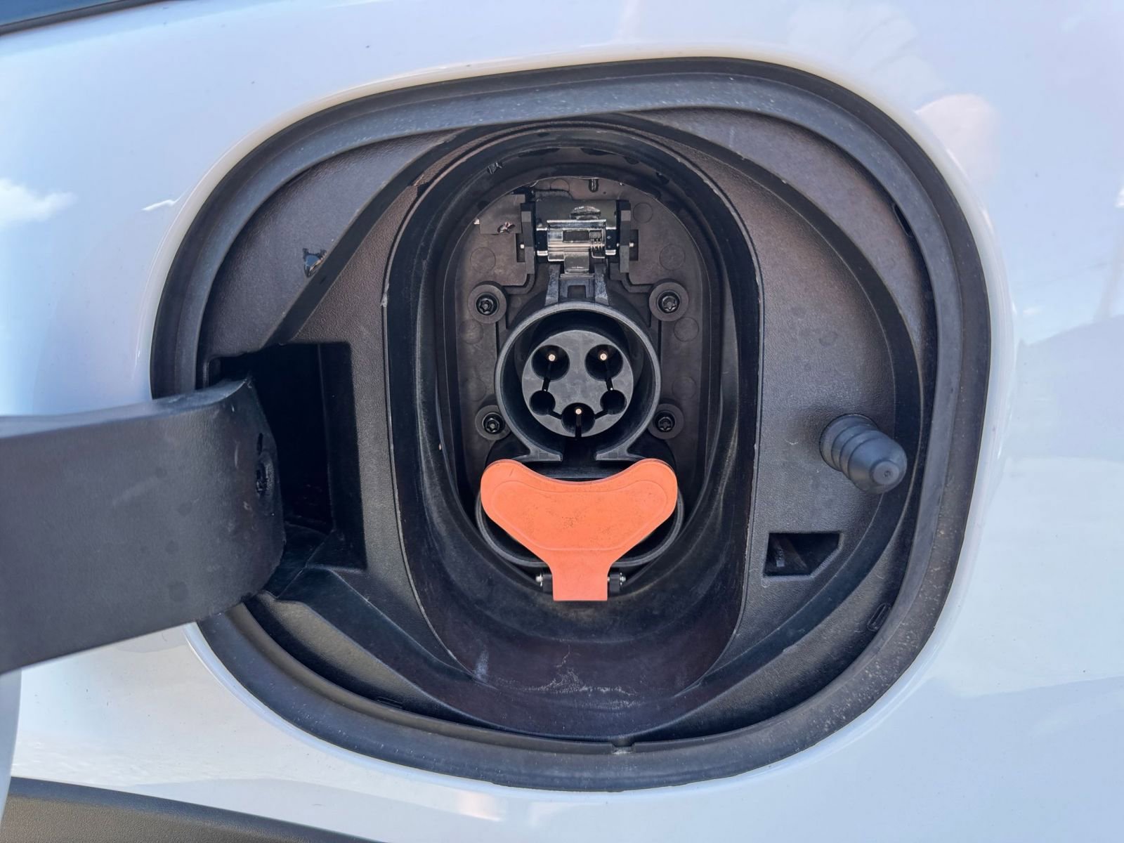 Thumbnail: 2023 Chevrolet Bolt EV - 23