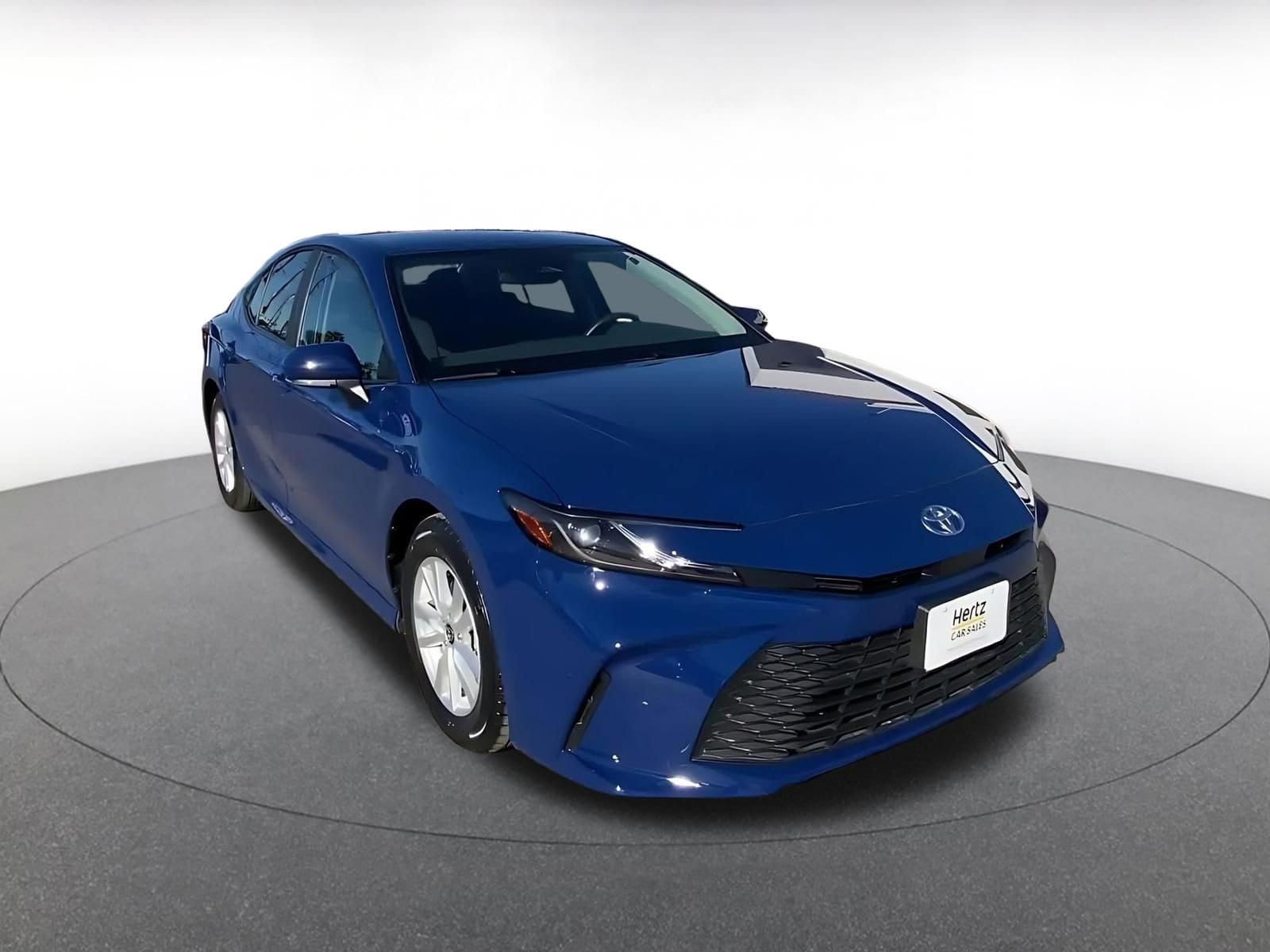 Thumbnail: 2025 Toyota Camry - 3