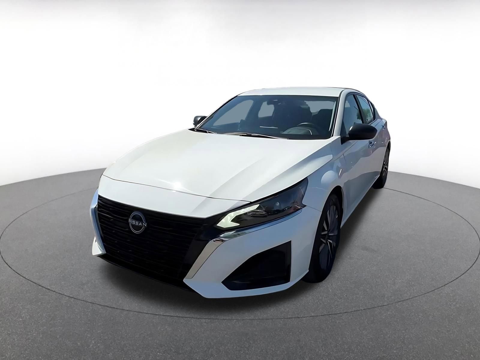 Thumbnail: 2025 Nissan Altima - 7