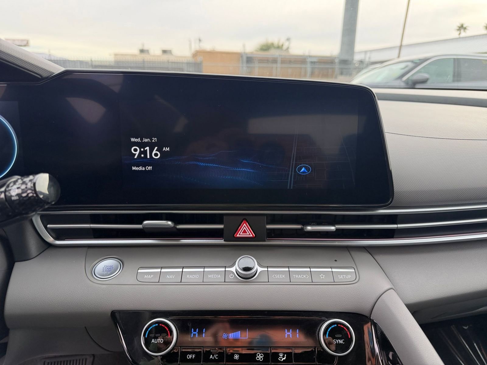 Thumbnail: 2025 Hyundai Elantra - 17