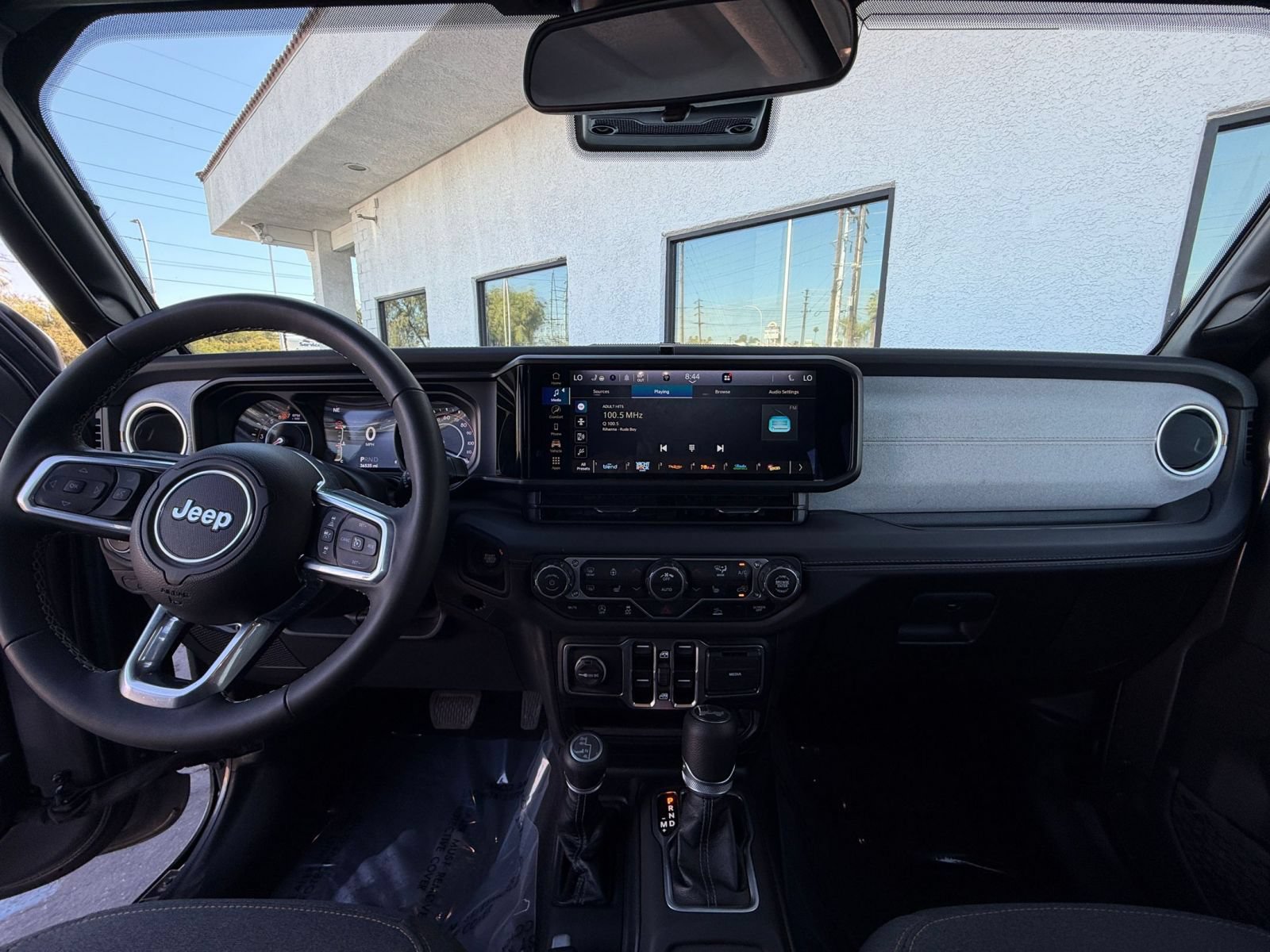 Thumbnail: 2025 Jeep Wrangler - 33