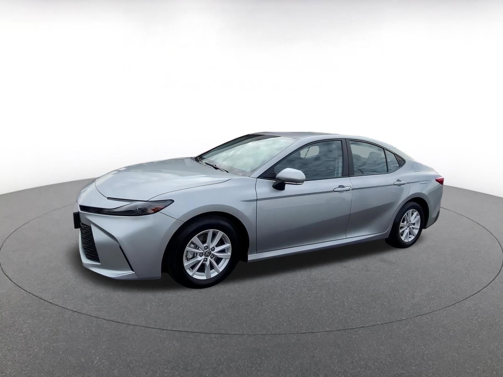 Thumbnail: 2025 Toyota Camry - 8
