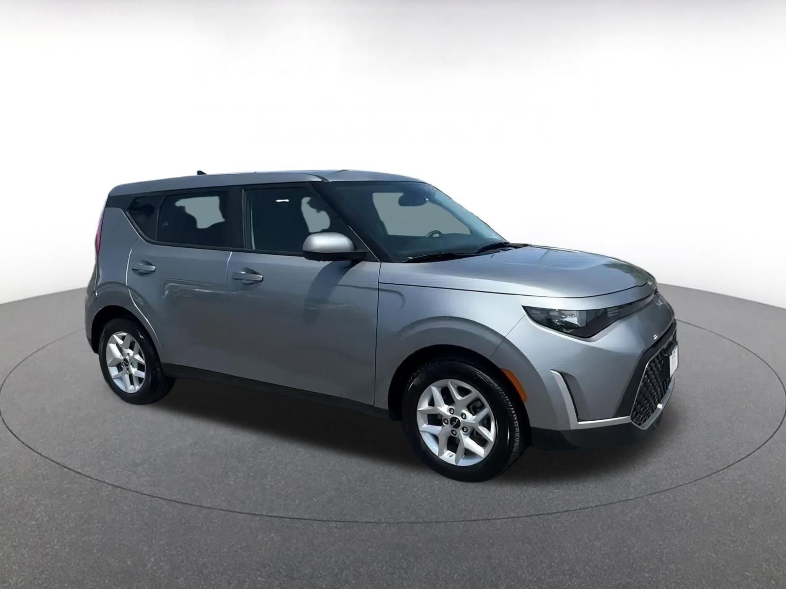 Thumbnail: 2023 Kia Soul - 2