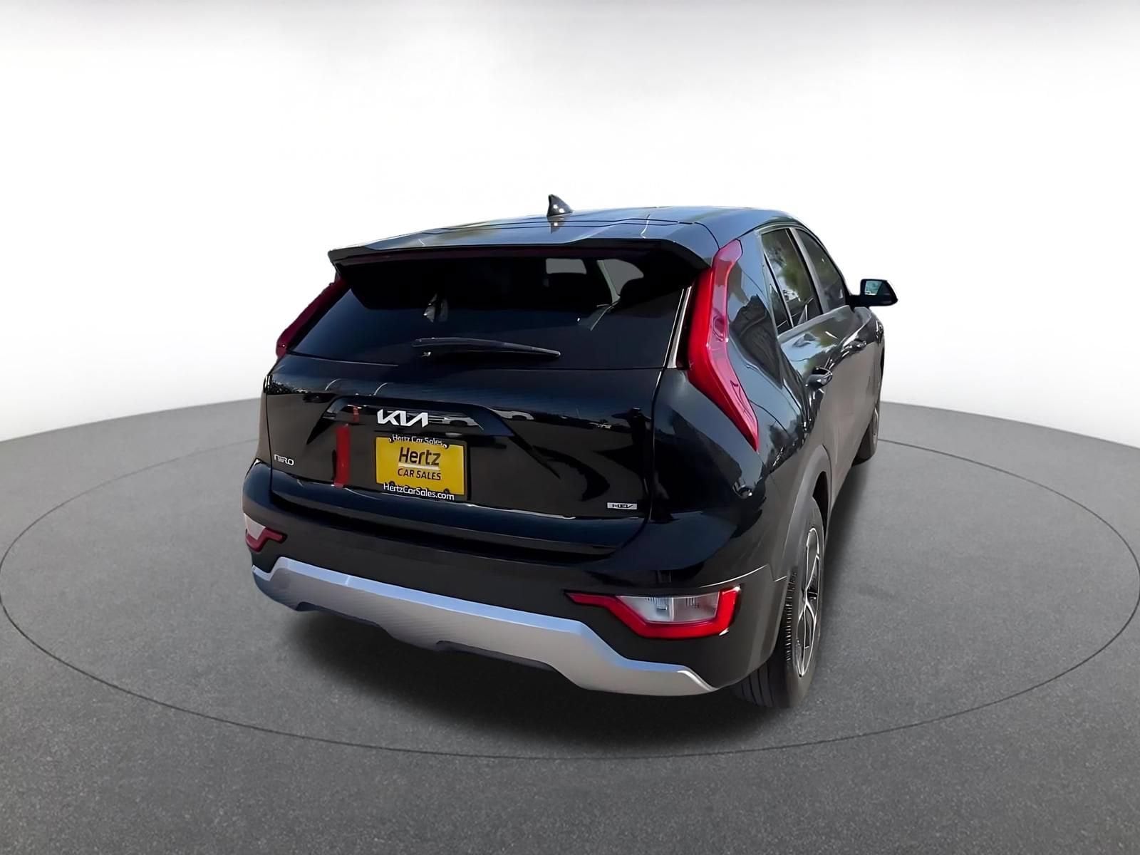 Thumbnail: 2026 Kia Niro - 15