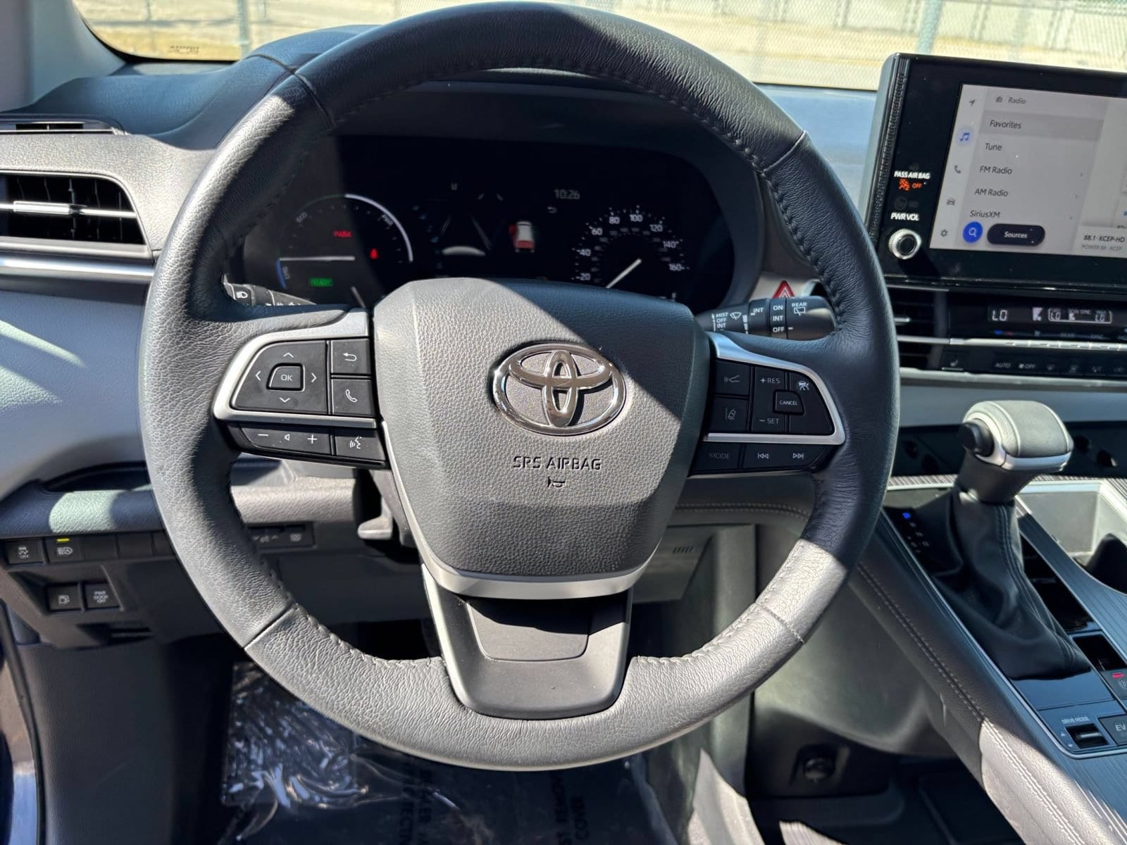 Thumbnail: 2025 Toyota Sienna - 28