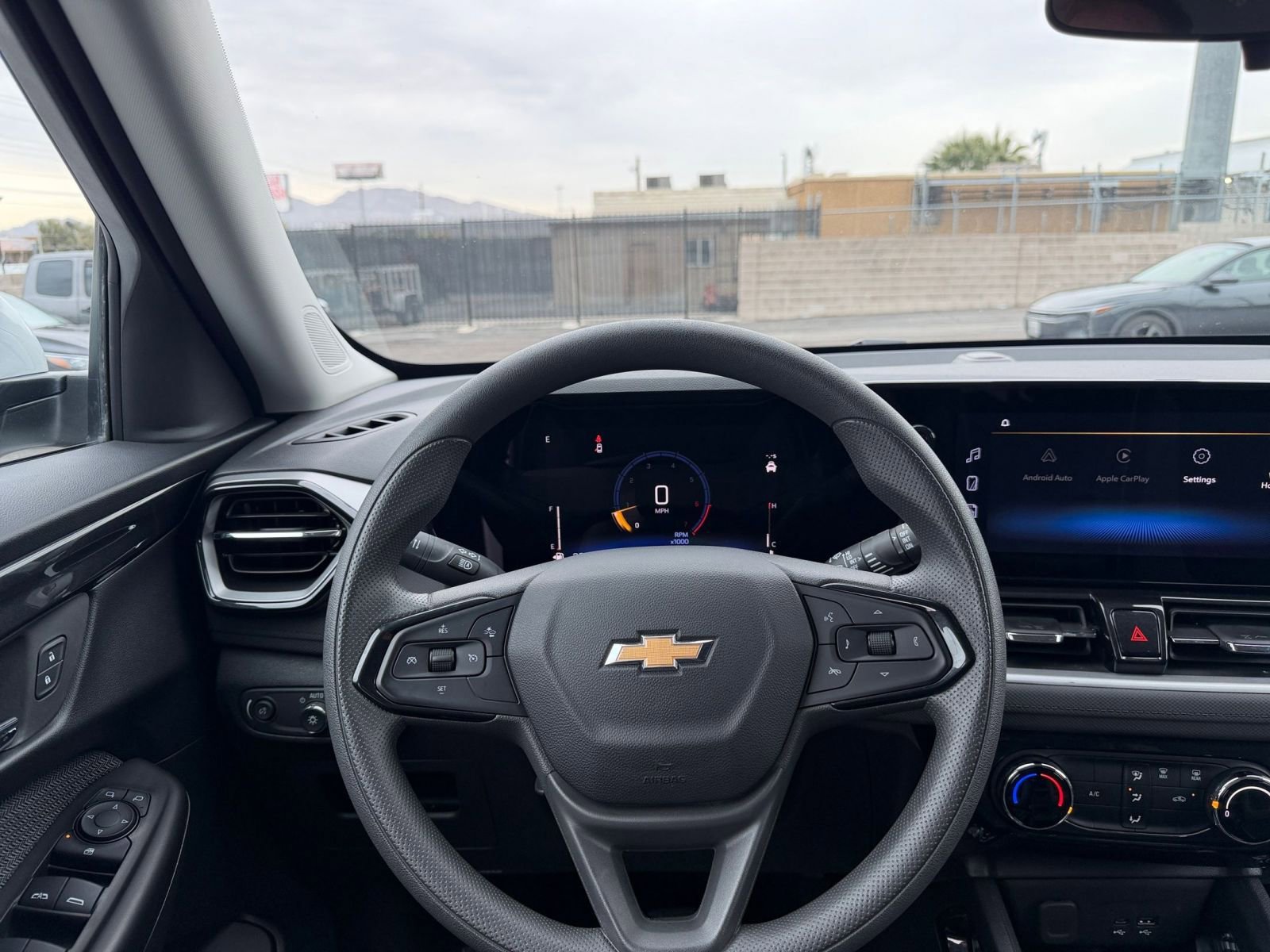 Thumbnail: 2025 Chevrolet TrailBlazer - 32